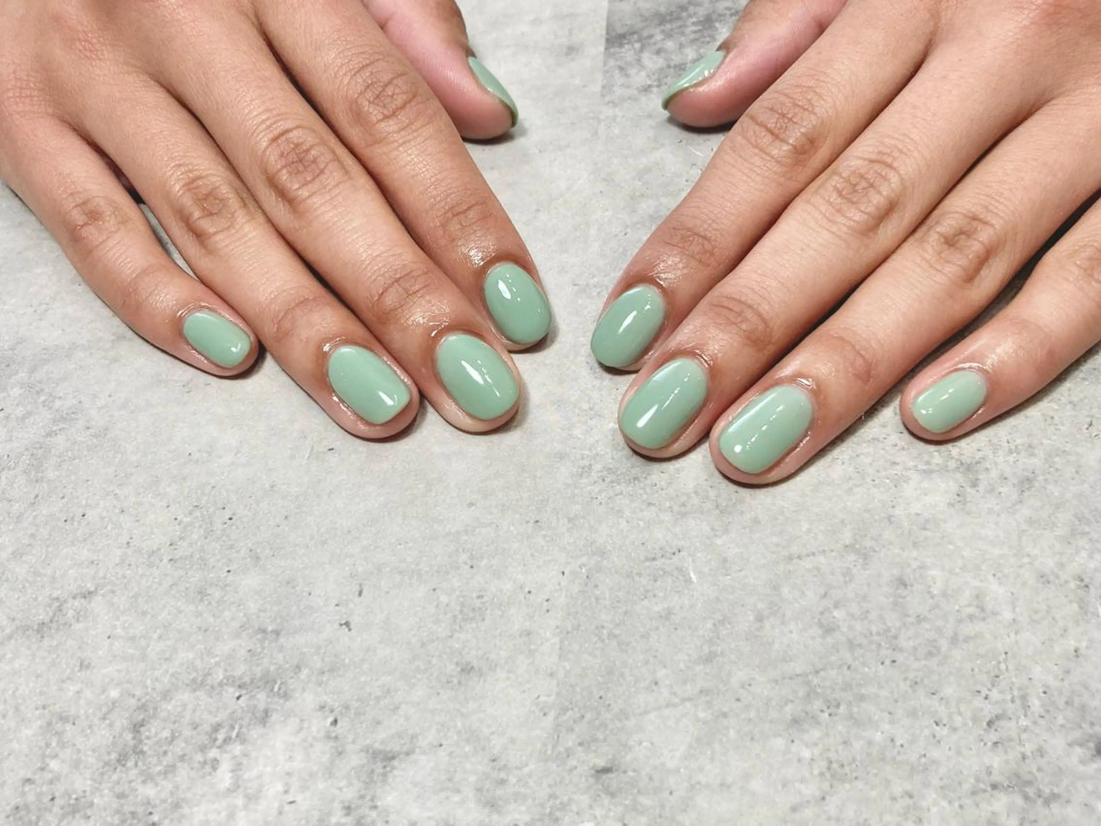 ネイル ワンカラーネイル ハンドネイル nailsalon Lit.所属・Lit. Kaedeのネイルデザイン