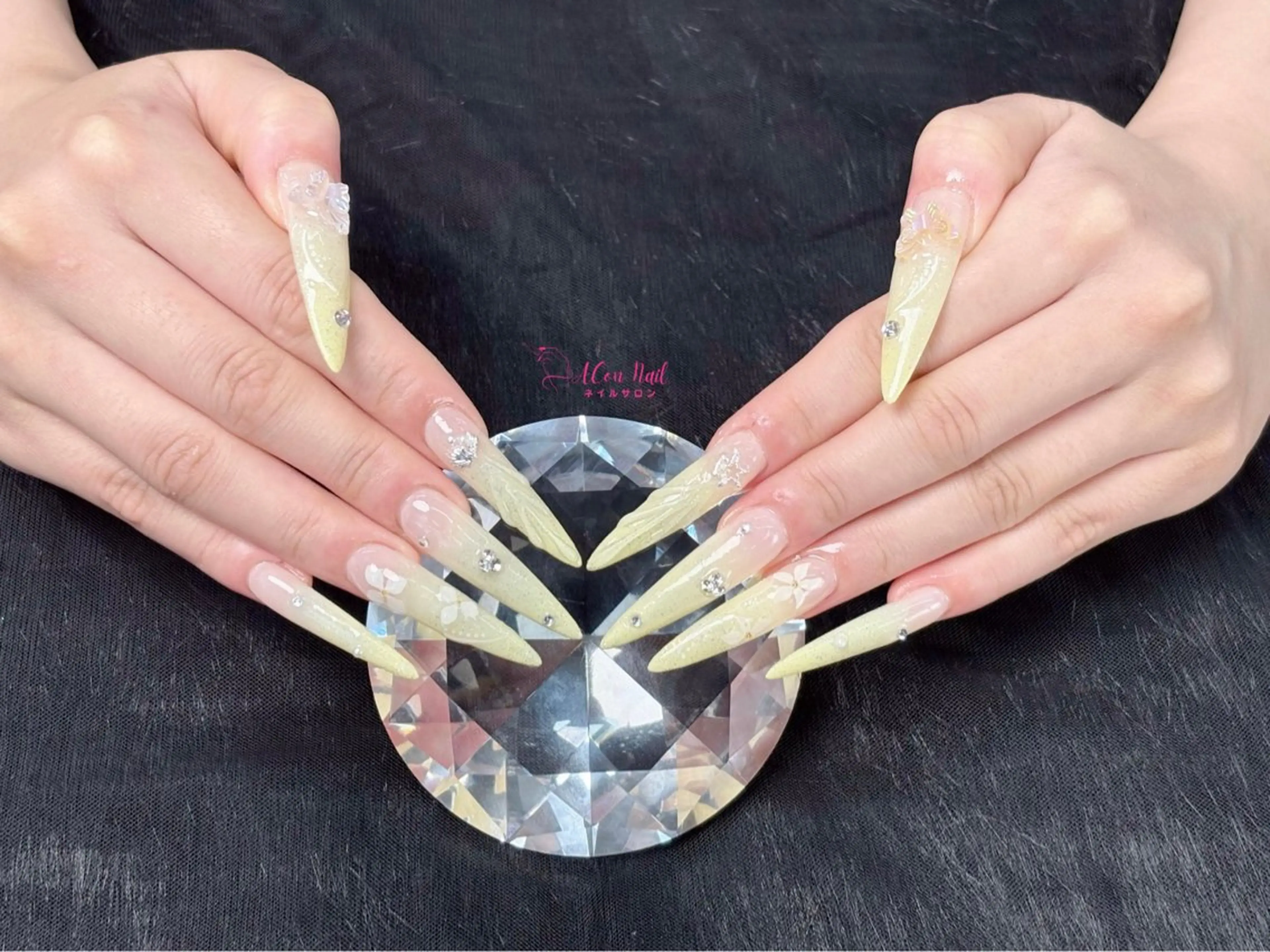 ネイル 桜ネイル 長さ出し フラワーネイル フレンチネイル ジェルネイル ハンドネイル ACon NailSalonのネイルデザイン