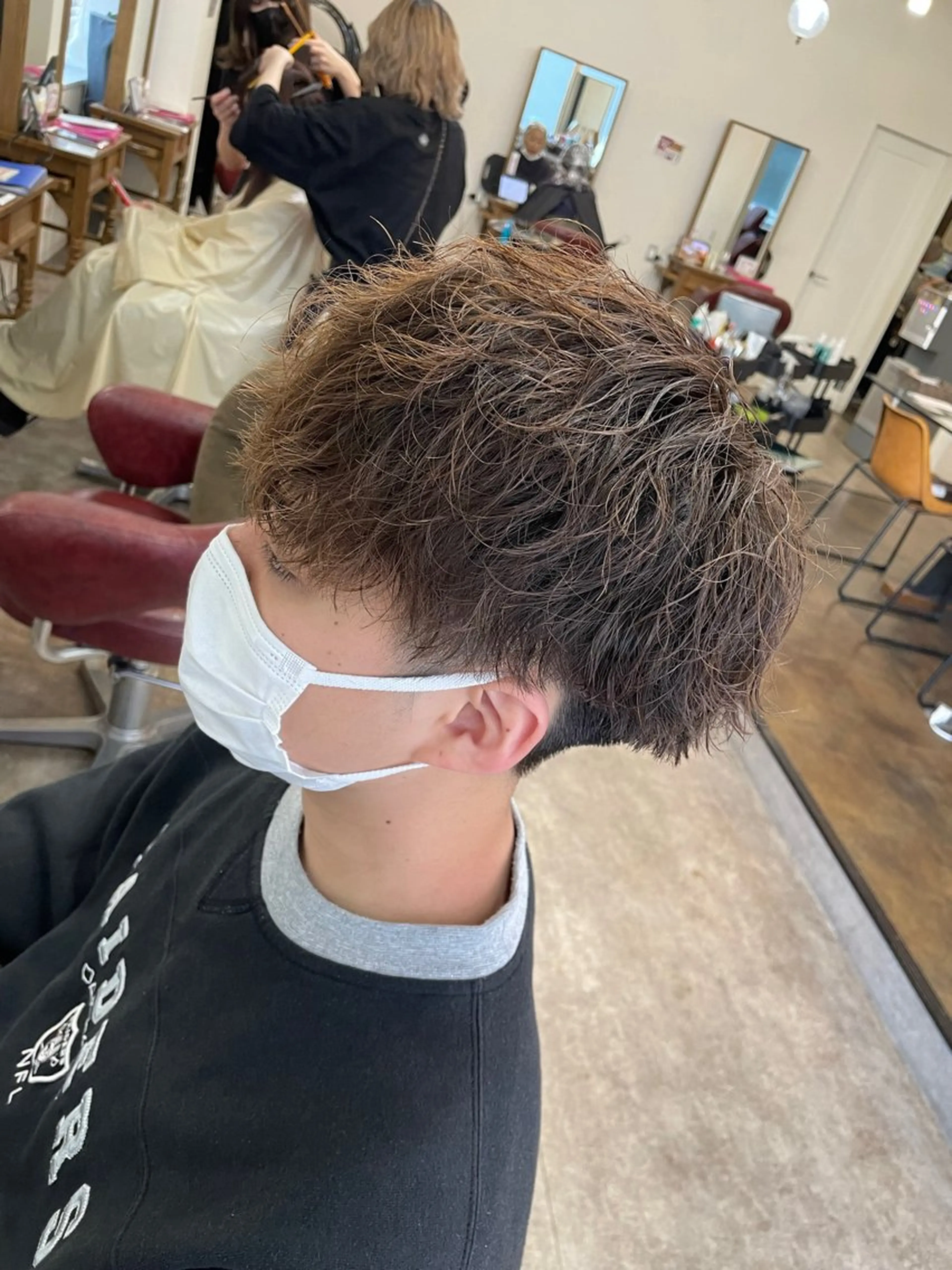 ショート パーマ メンズ メンズパーマ カット パーマ トリートメント ヘアセット メンズ特化パーマ 美容師/小泉賢徒のヘアスタイル