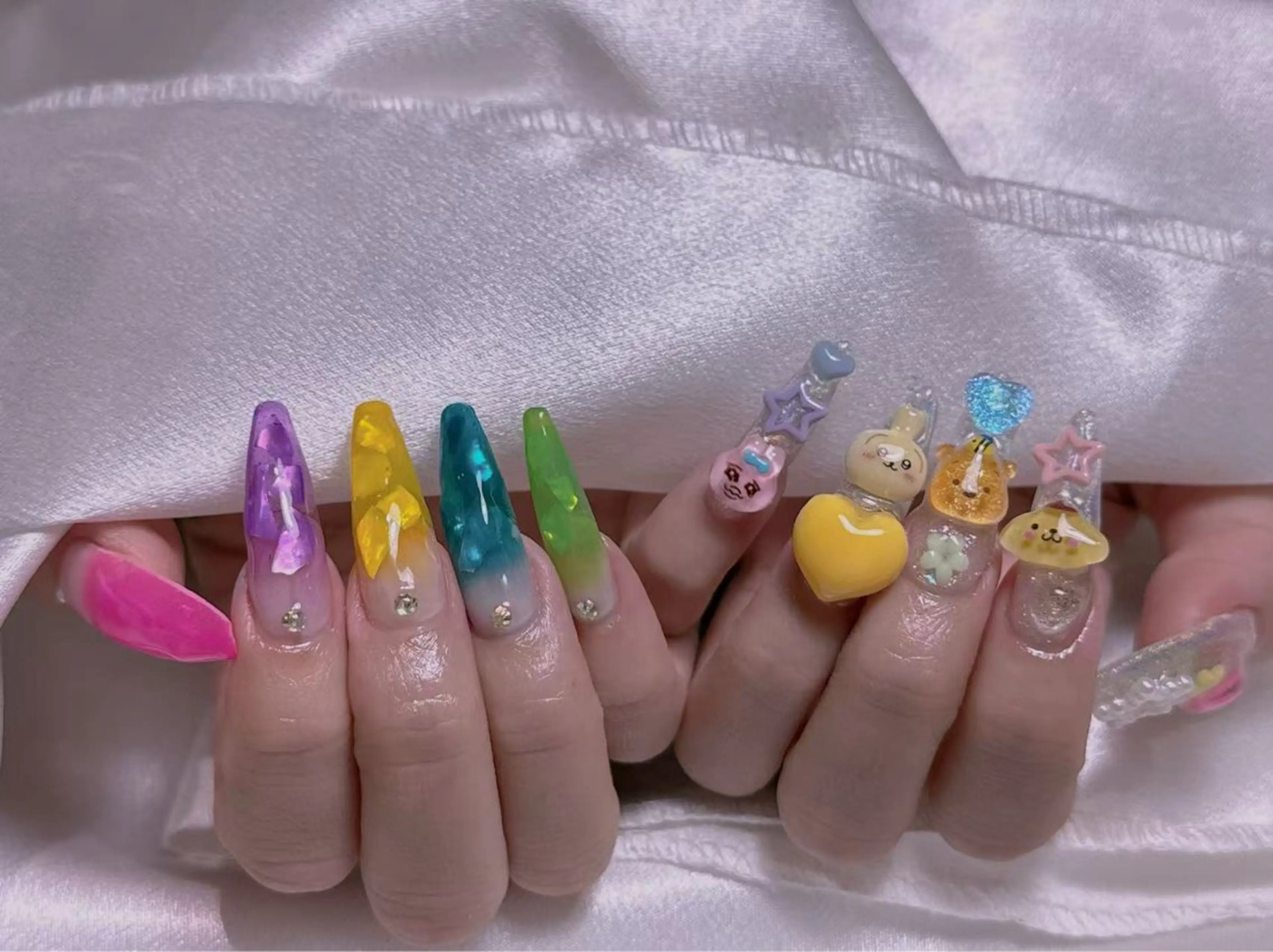 ネイル 長さ出し専門店 RIRIのネイルデザイン