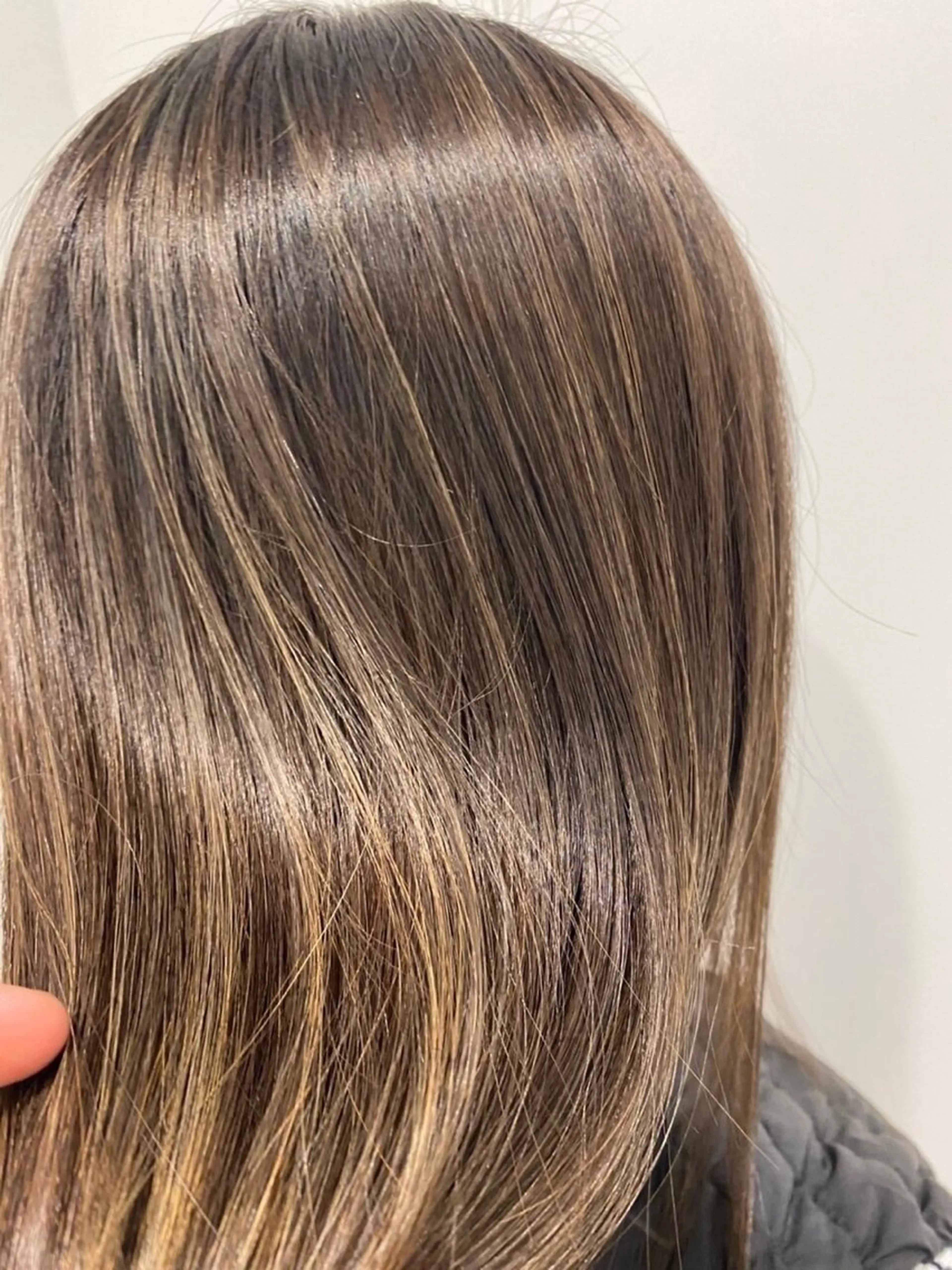 セミロング 🔆艶髪トレンドヘア YUZU🪸のヘアスタイル