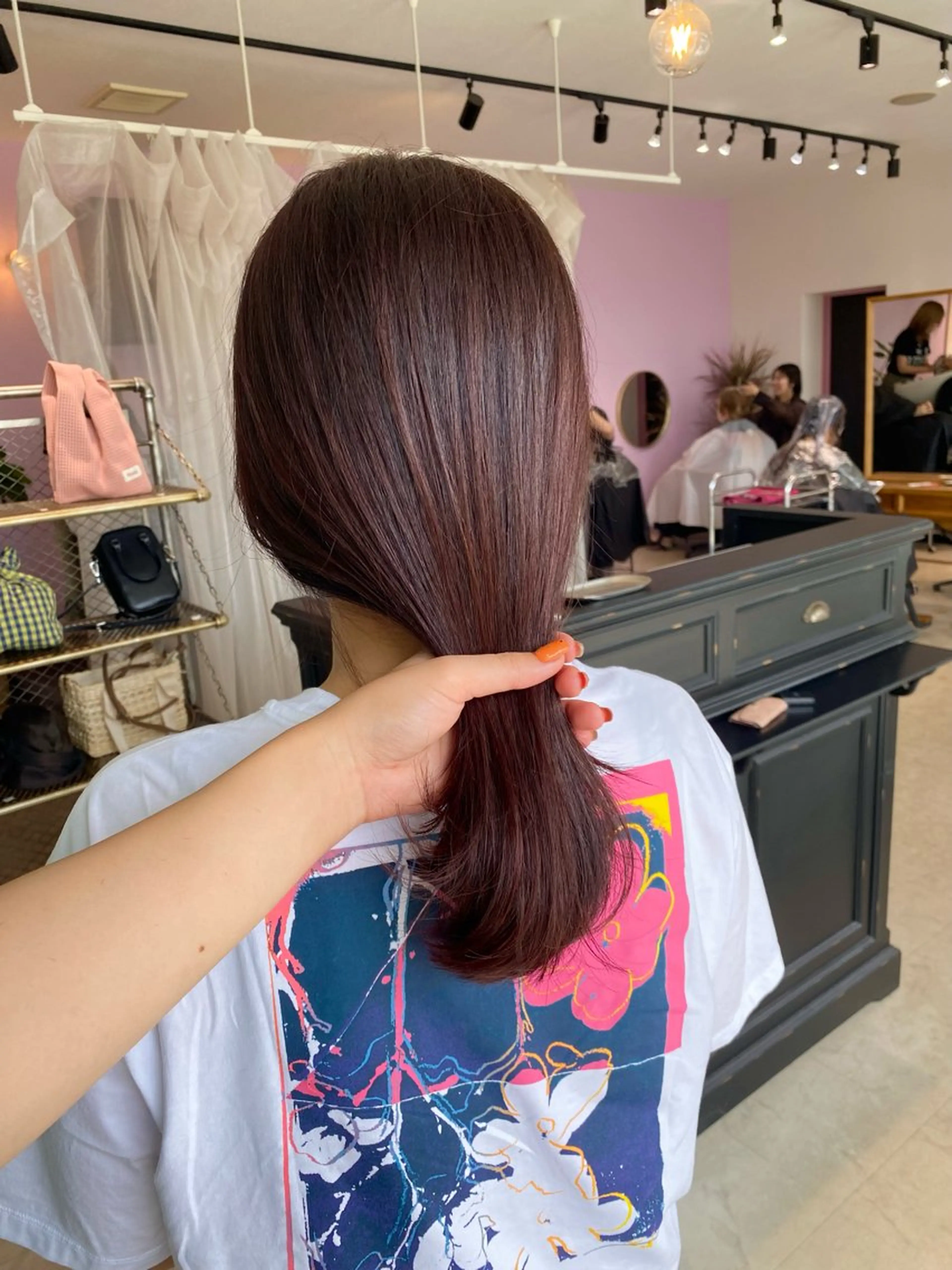 カラー ピンクカラー MATTY azusaのヘアスタイル