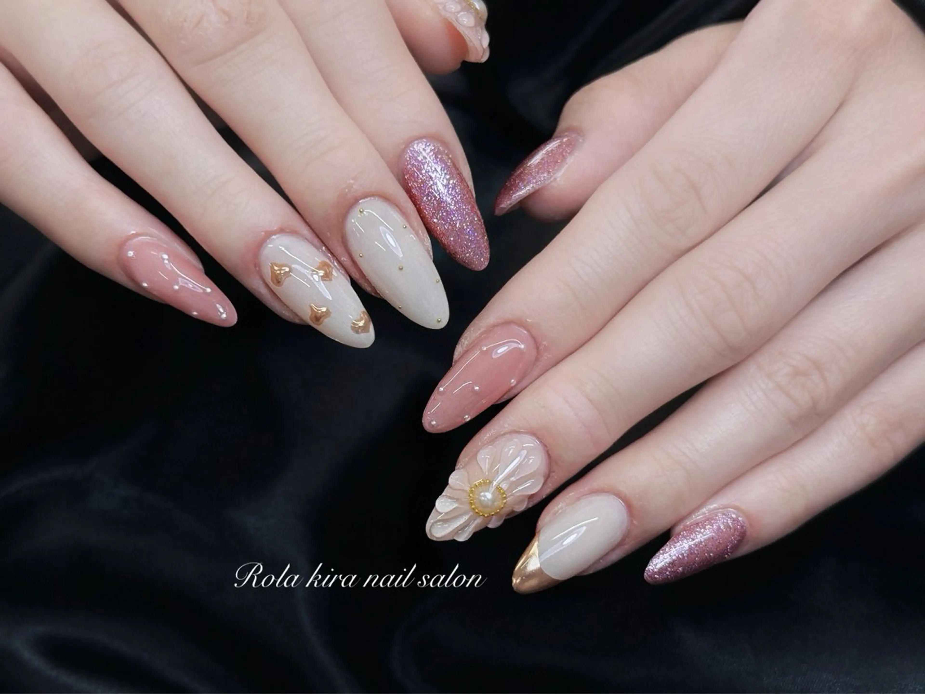 ネイル アートネイル クリアネイル ドット フラワーネイル ゴールド ハンドネイル Rola kira 麗のネイルデザイン