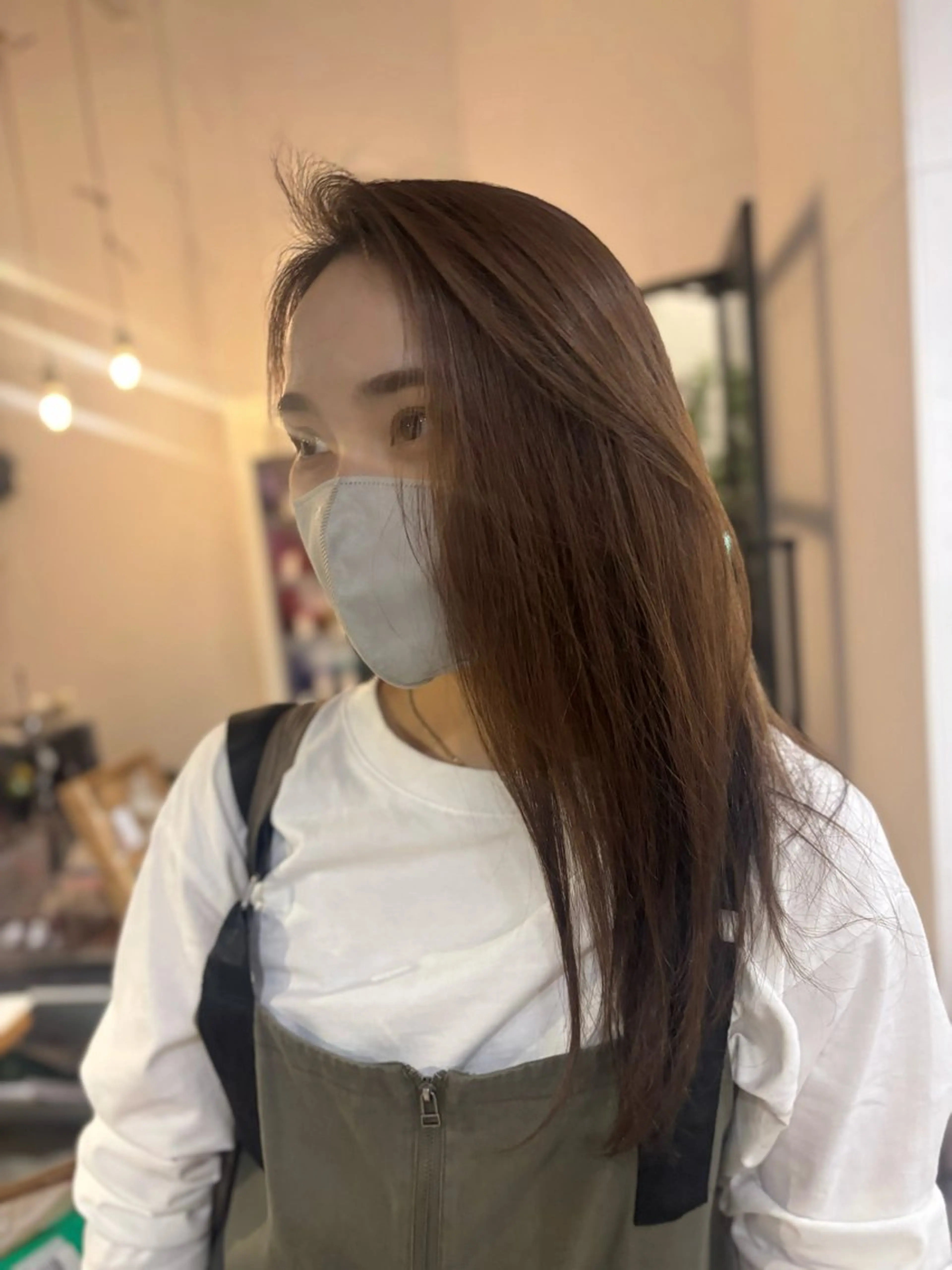 カラー アッシュ ベージュカラー はっとり ななせのヘアスタイル