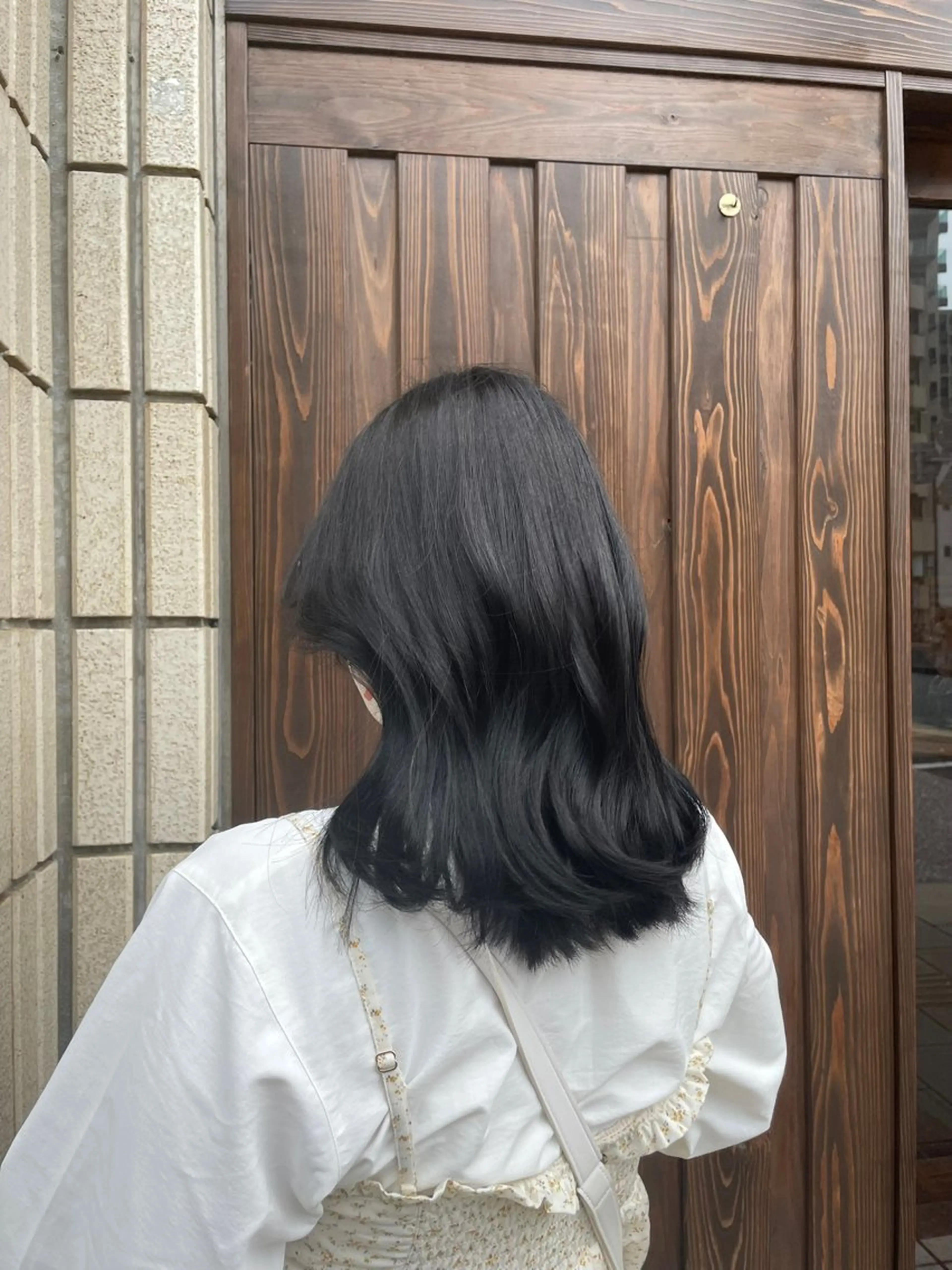 ミディアム 上島 未緒のヘアスタイル