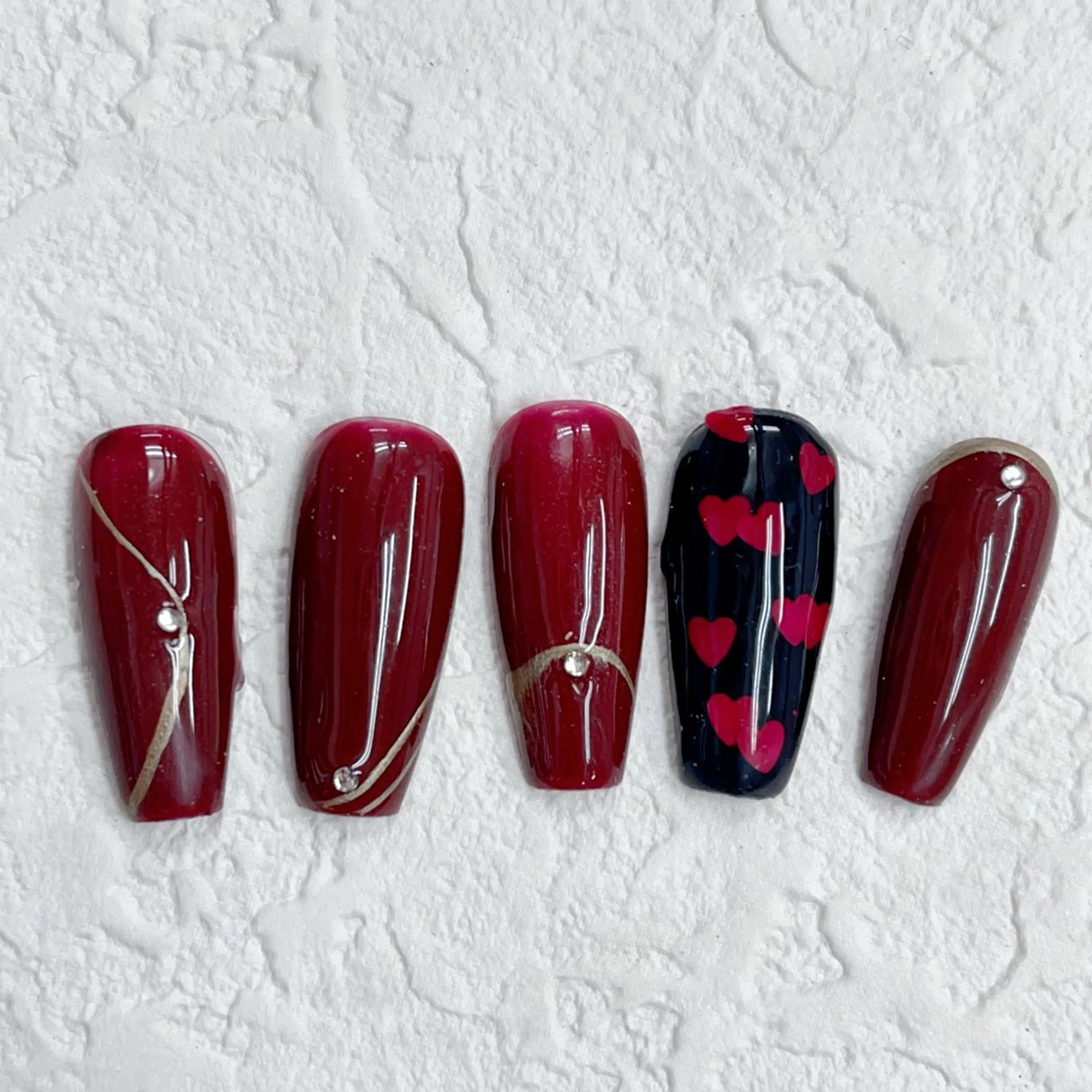 メンズ ネイル アートネイル フレンチネイル ジェルネイル キラキラネイル パラジェル Bloom スカルプ専門店のネイルデザイン