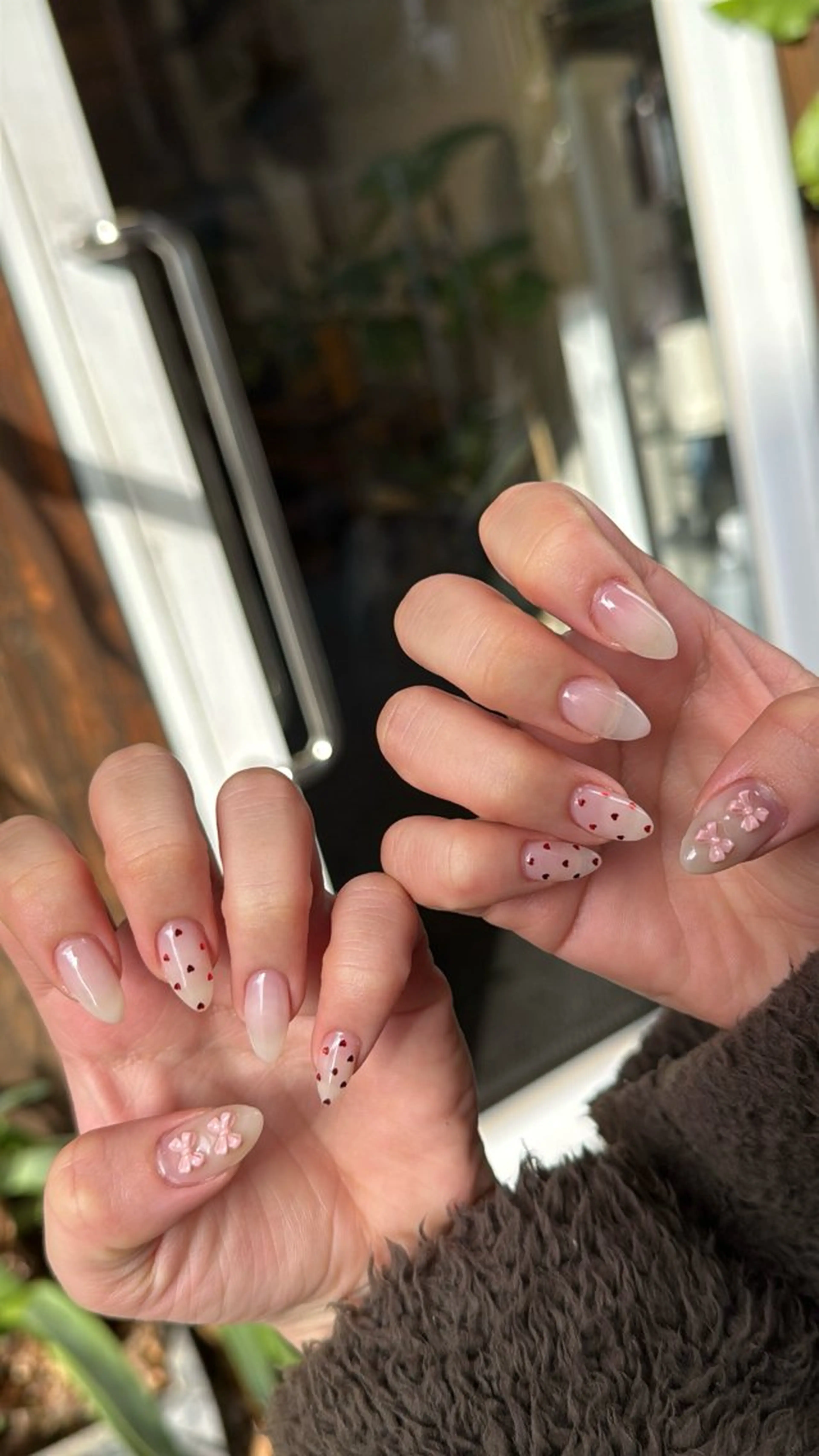 ネイル フラッシュネイル フットネイル フレンチネイル 韓国ネイル マグネットネイル ハンドネイル SAKU  nail[サクネイル]所属・SAKU nail 作島茜のネイルデザイン