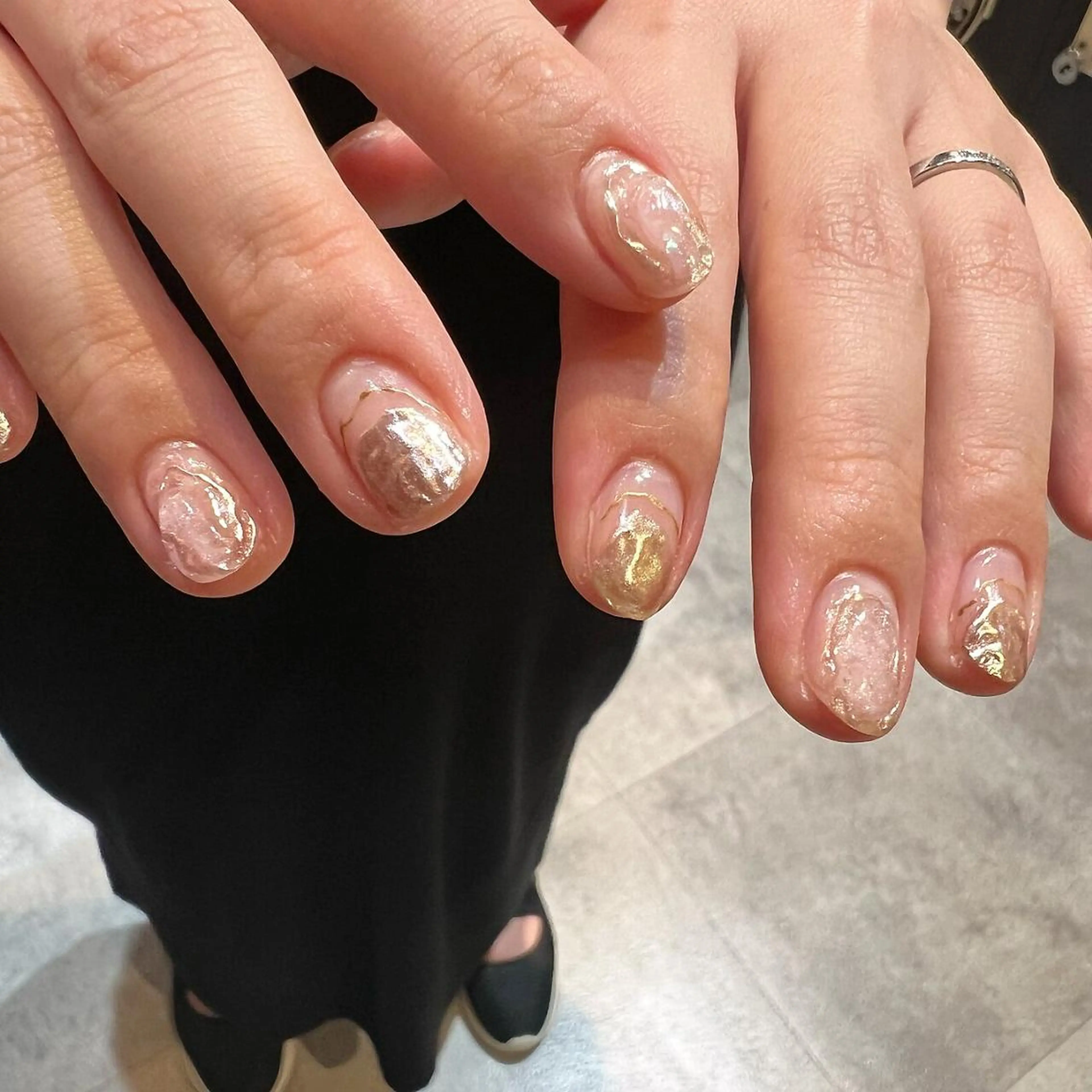 ネイル フレンチネイル ジェルネイル グラデーション マグネットネイル ミラーネイル ハンドネイル 【パラジェル認定】 newiネイル京橋のネイルデザイン