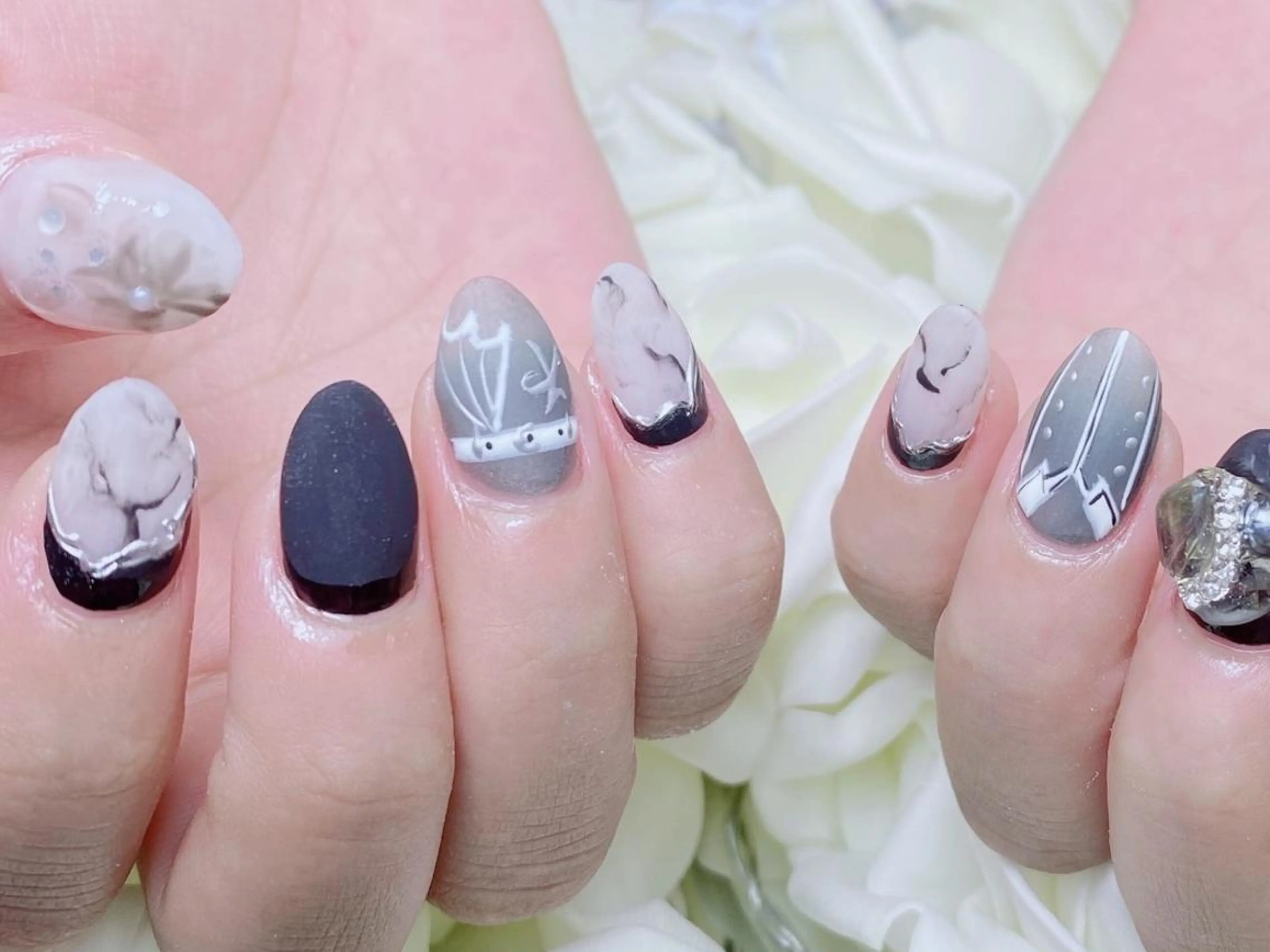 ネイル U nail 🩷 高田馬場店のネイルデザイン