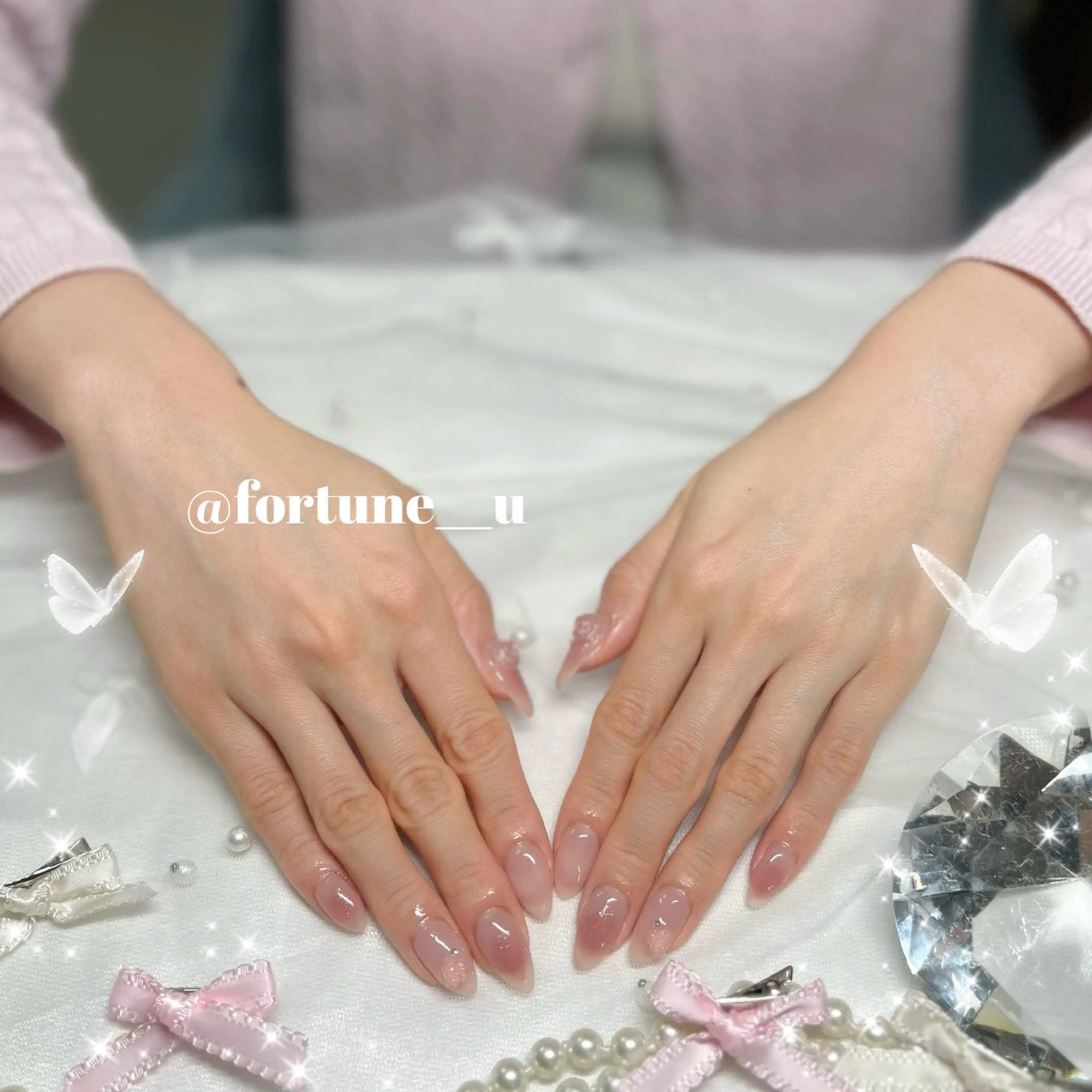 ネイル ガーリー 韓国ネイル 持ち込み ワンホンネイル ハンドネイル 💜✩.* Yuuna💜のネイルデザイン