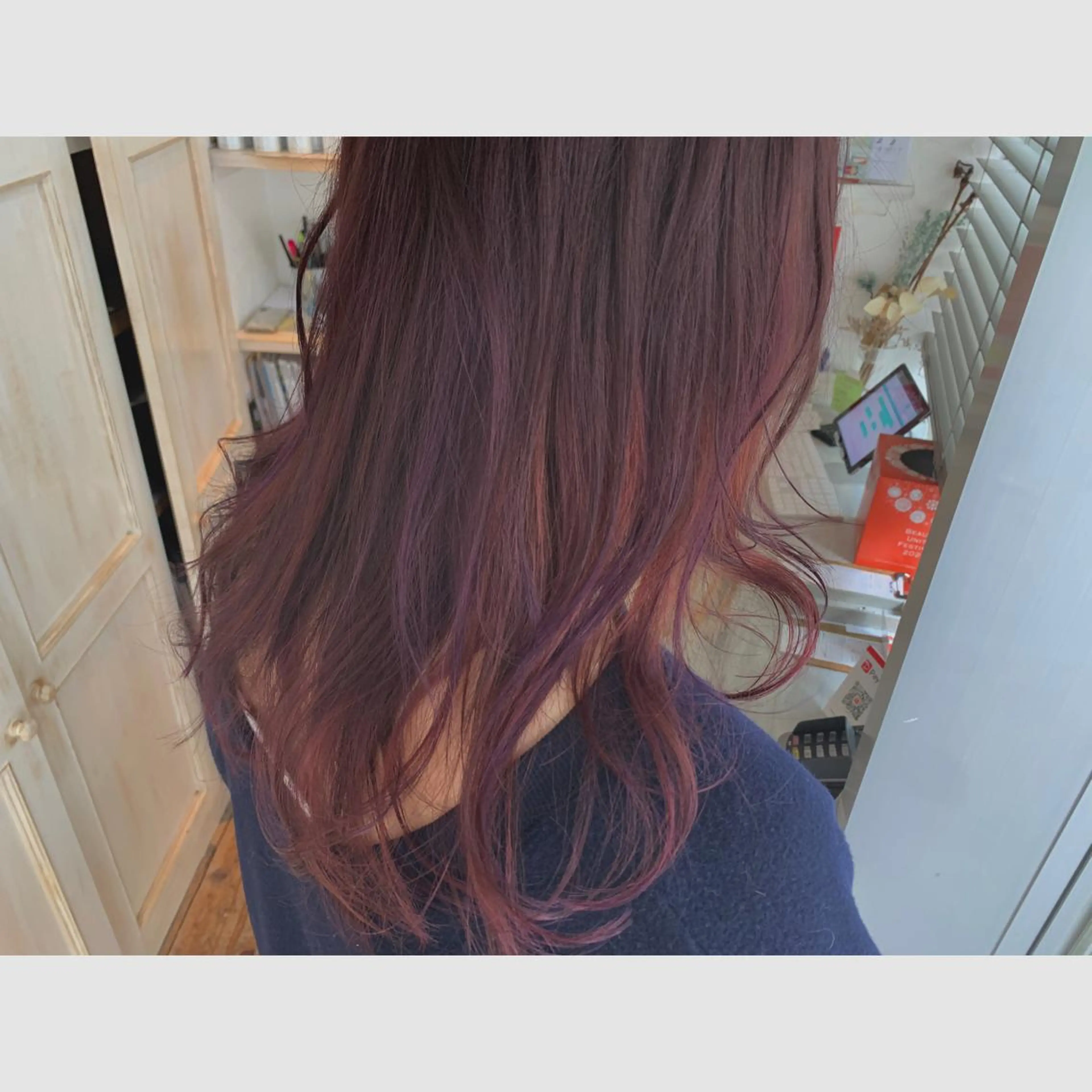 セミロング カラー カット ヘアカラー fio マナミのヘアスタイル