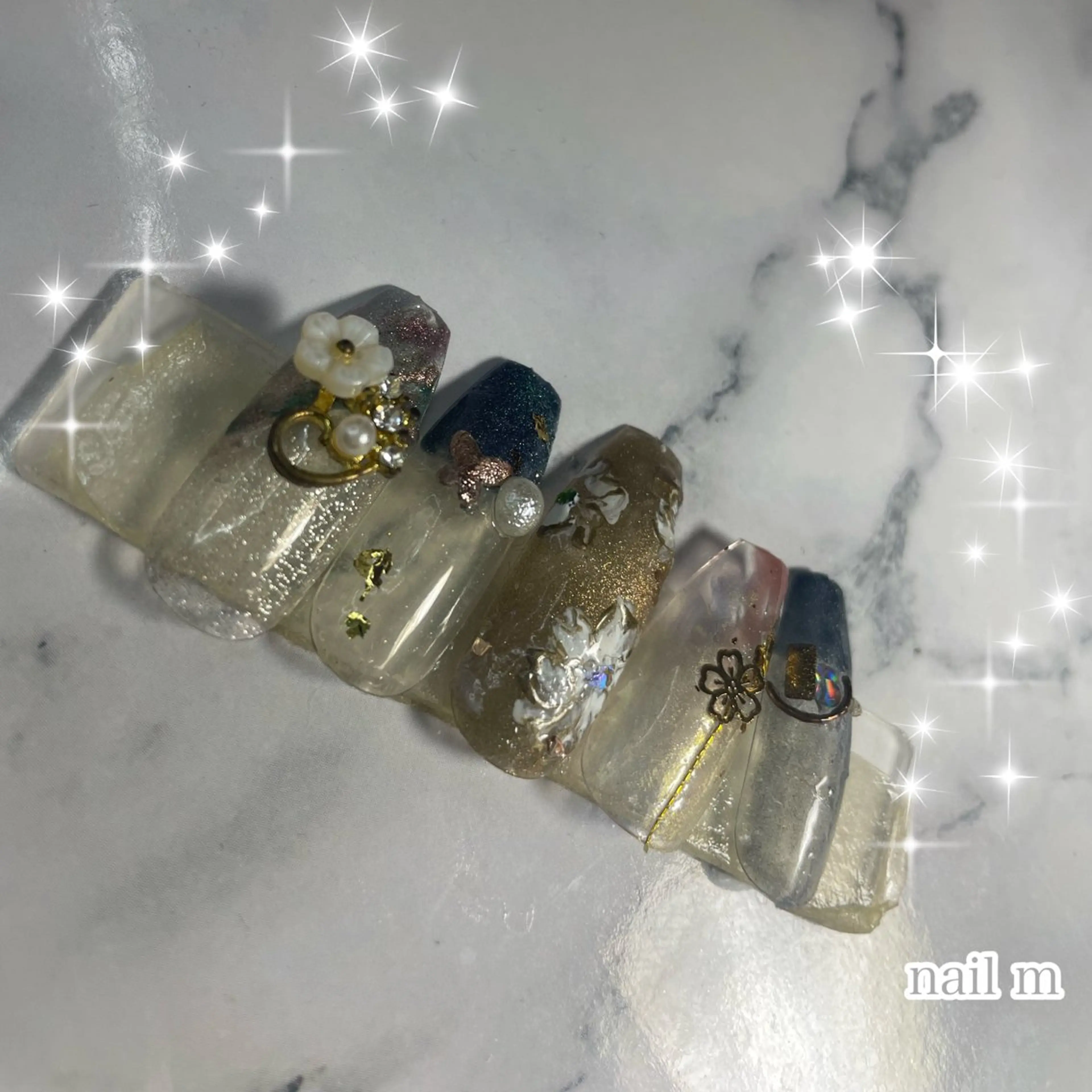 ネイル 成人式 フラワーネイル フレンチネイル マグネットネイル NAIL★M 真紀のネイルデザイン