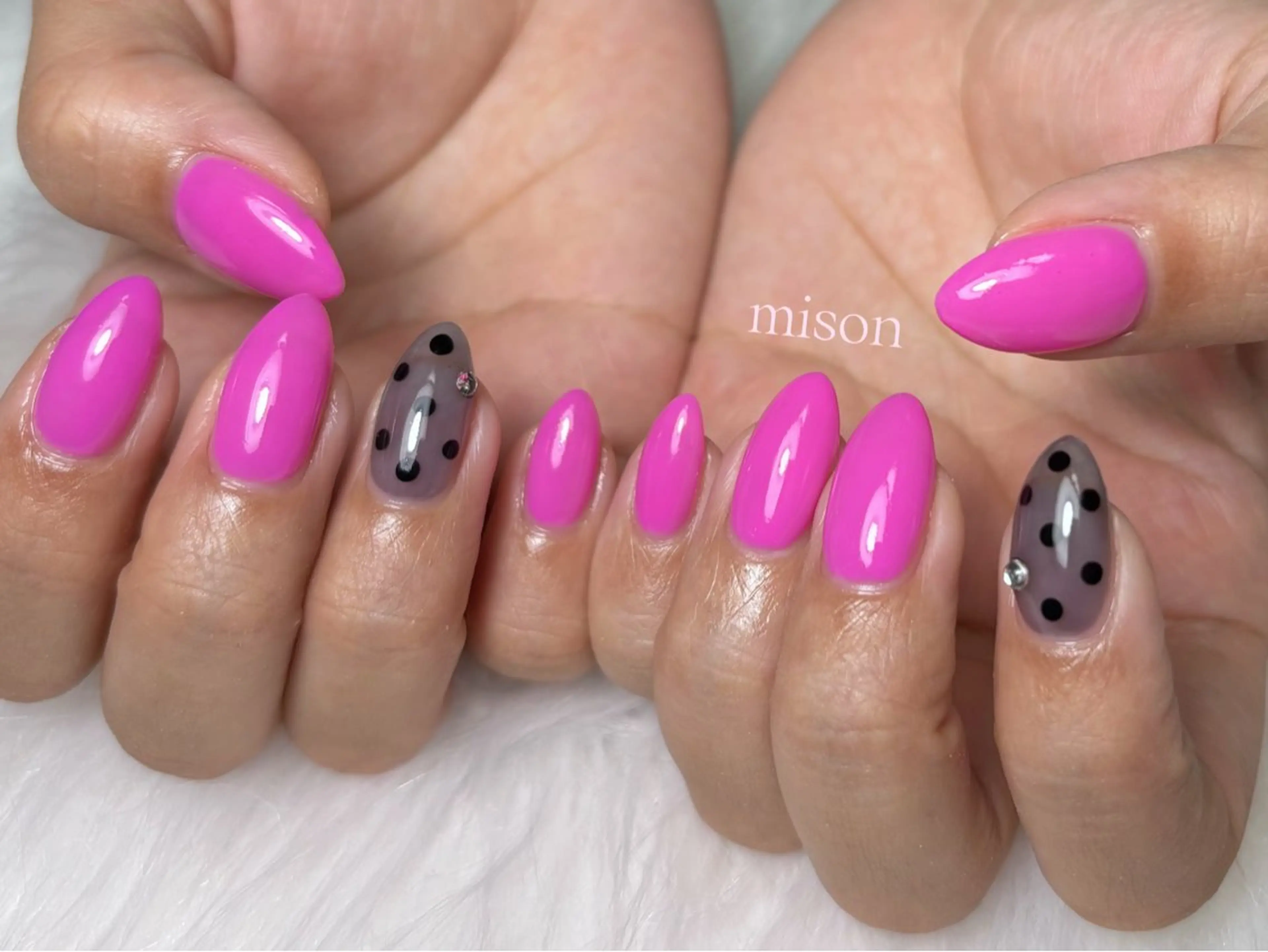 ネイル mison 安形友花のネイルデザイン