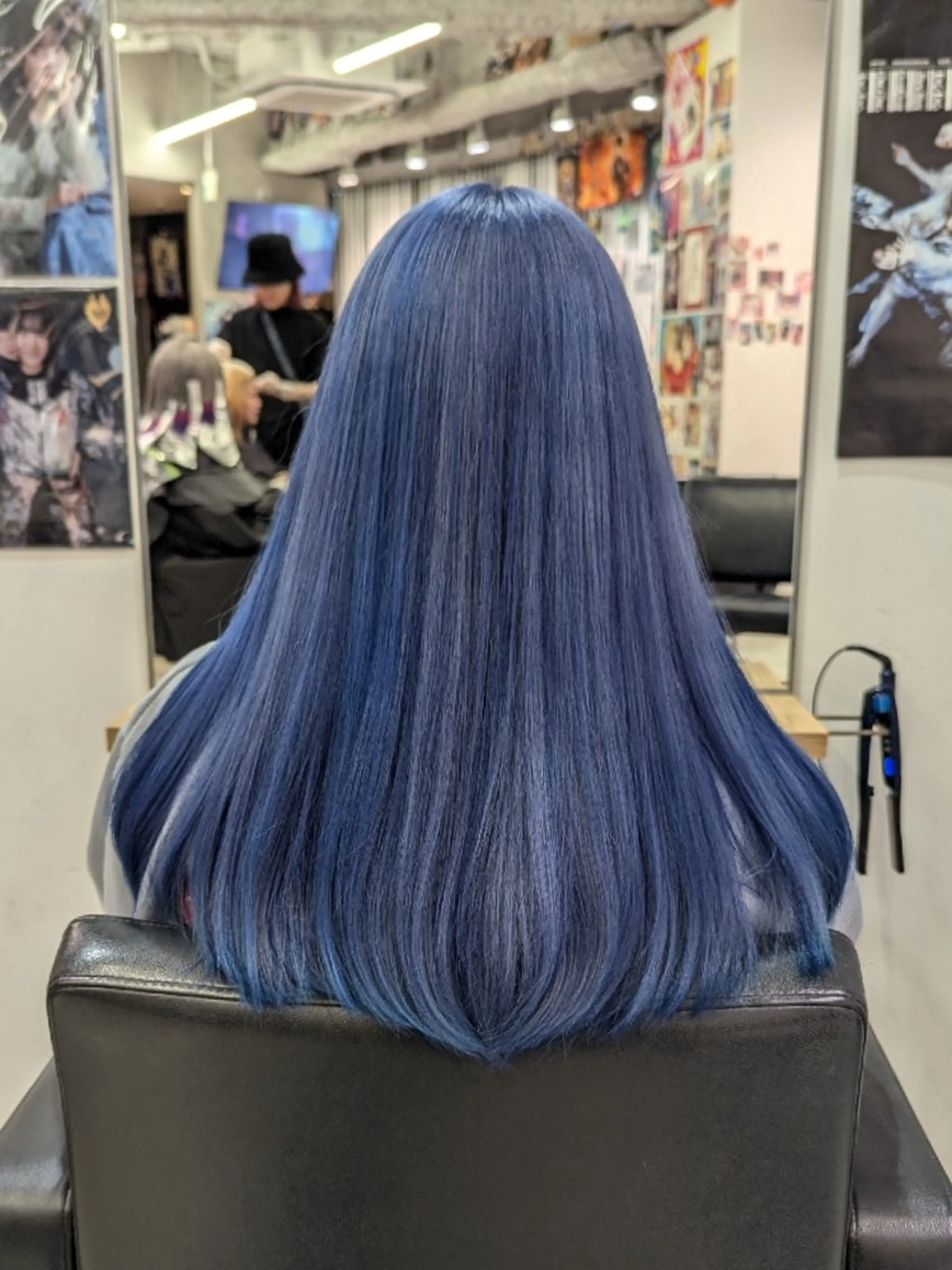 ロング カラー 推しカラー🦉にじさ んじカラー🌈🕒✨のヘアスタイル