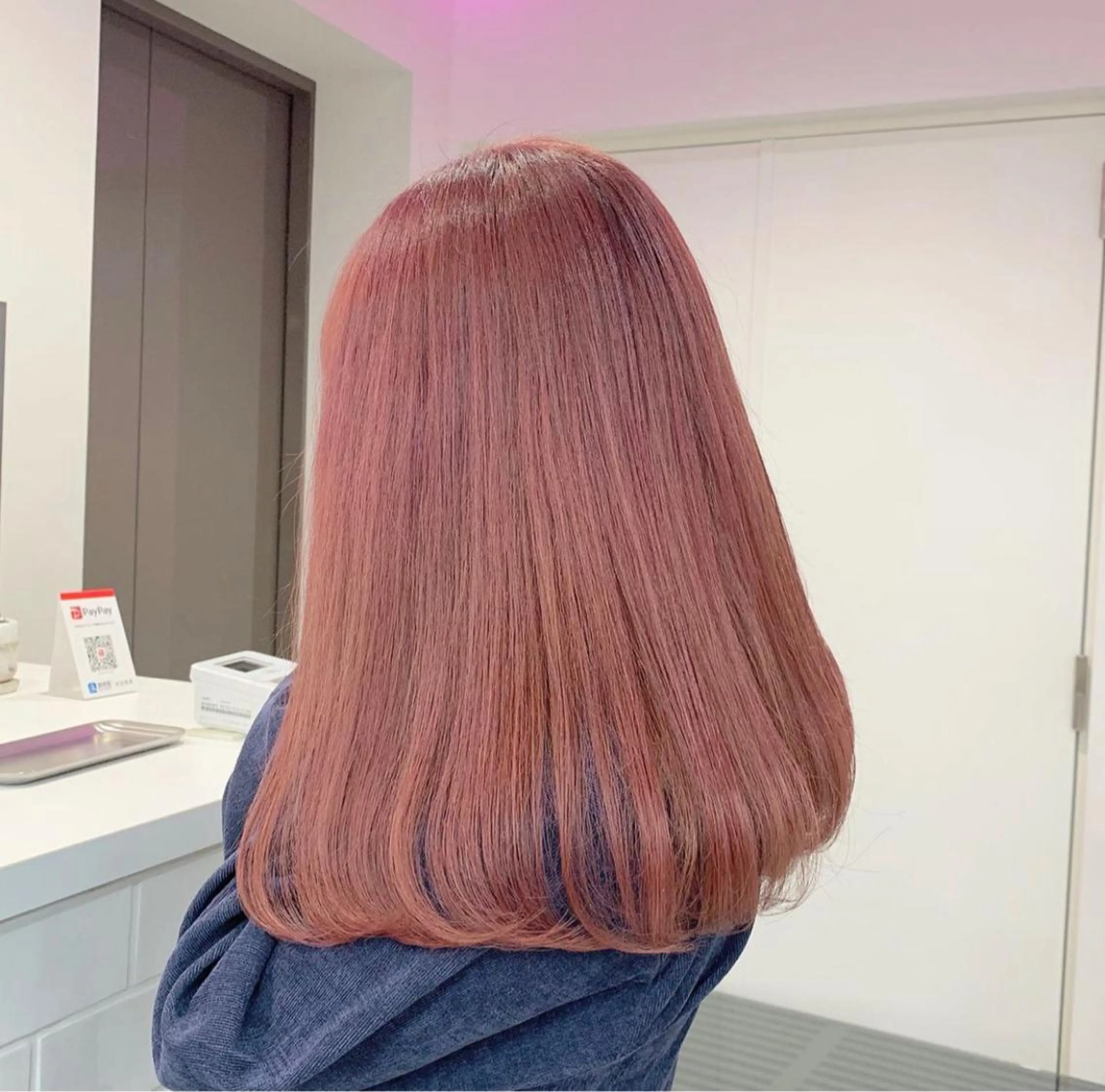 ミディアム ヘアカラー ロン毛美容師 タイチ👽のヘアスタイル