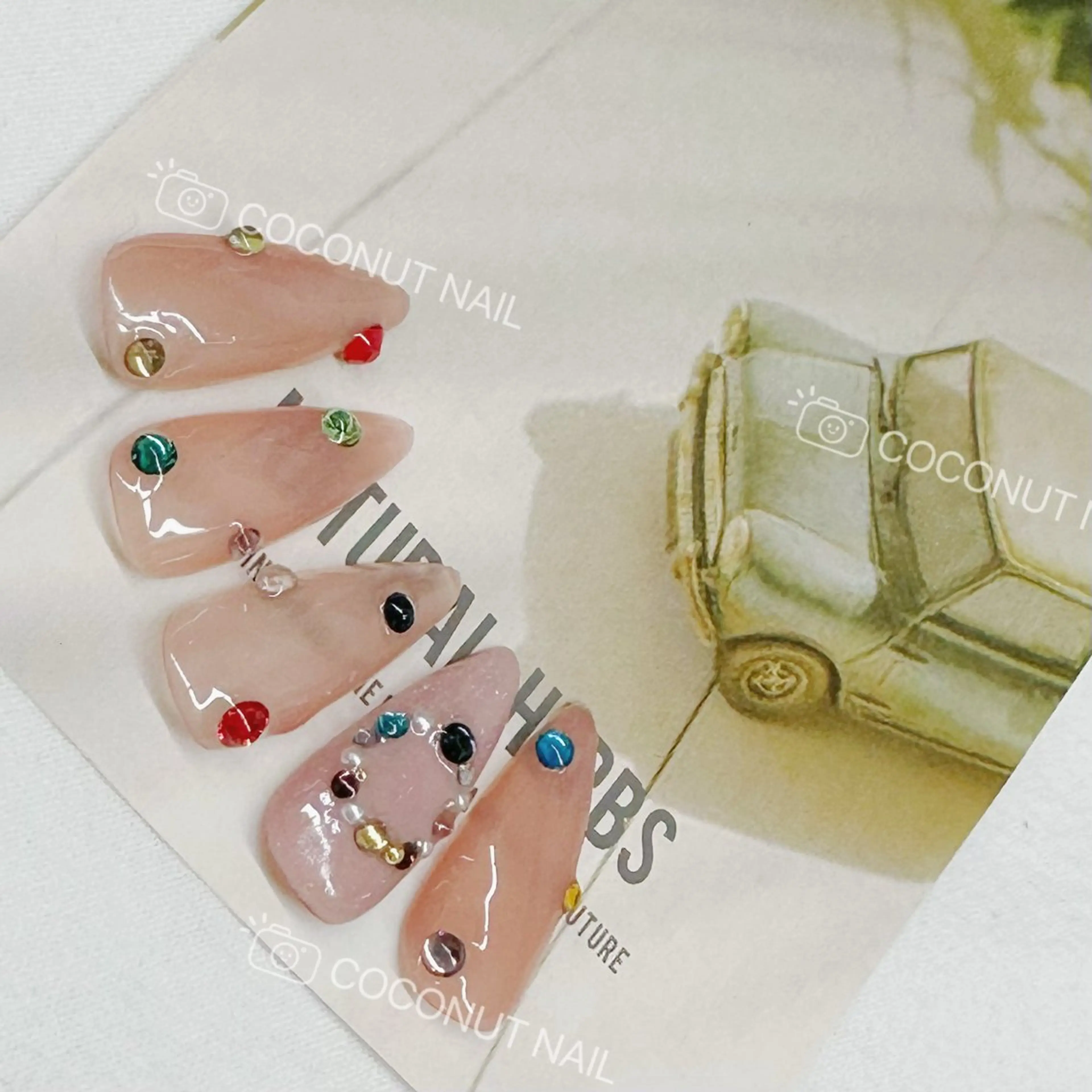 ネイル ワンホンネイル ハンドネイル 神田 ココナッツのネイルデザイン