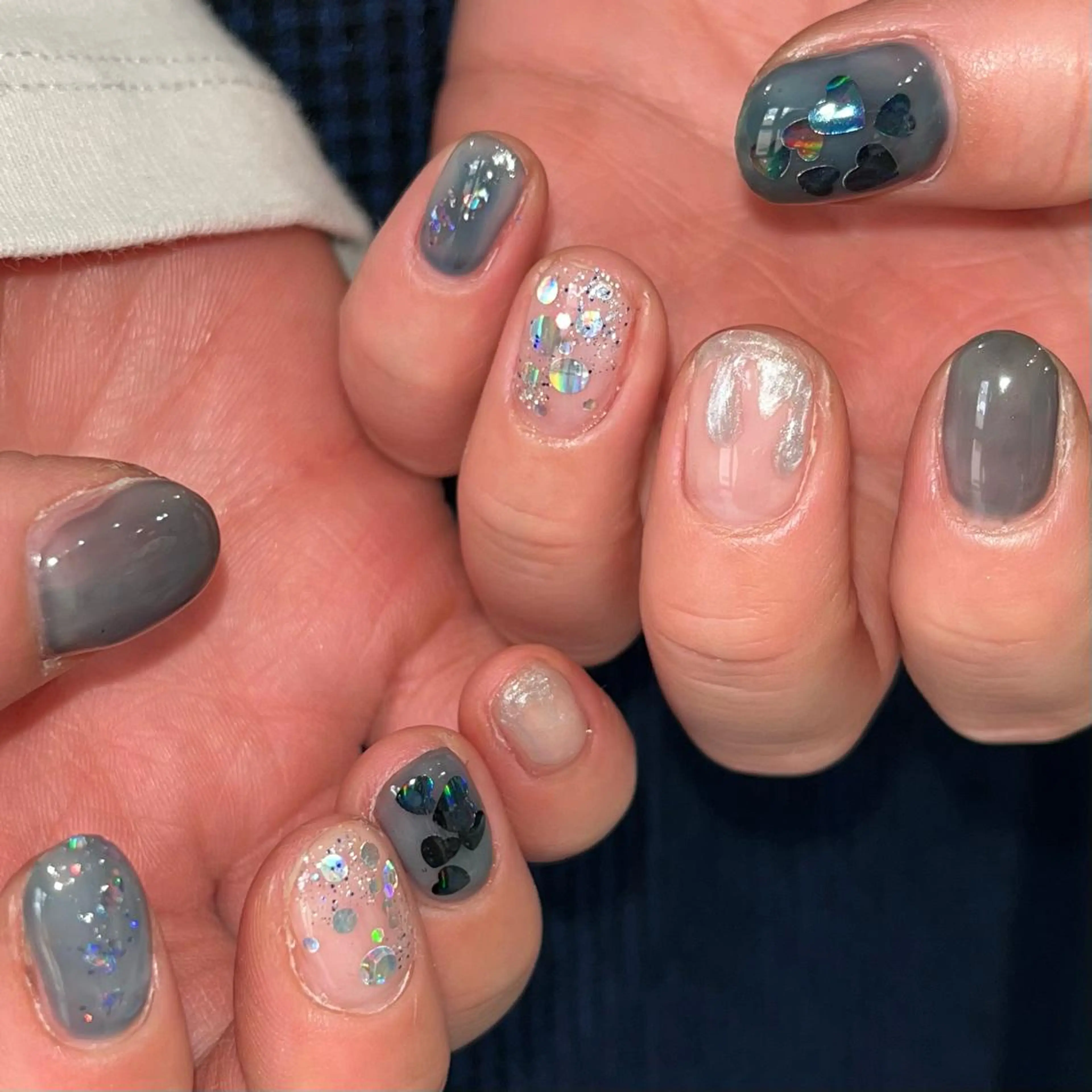 ネイル 🪐富島彩夏 /海外nail🪐のネイルデザイン