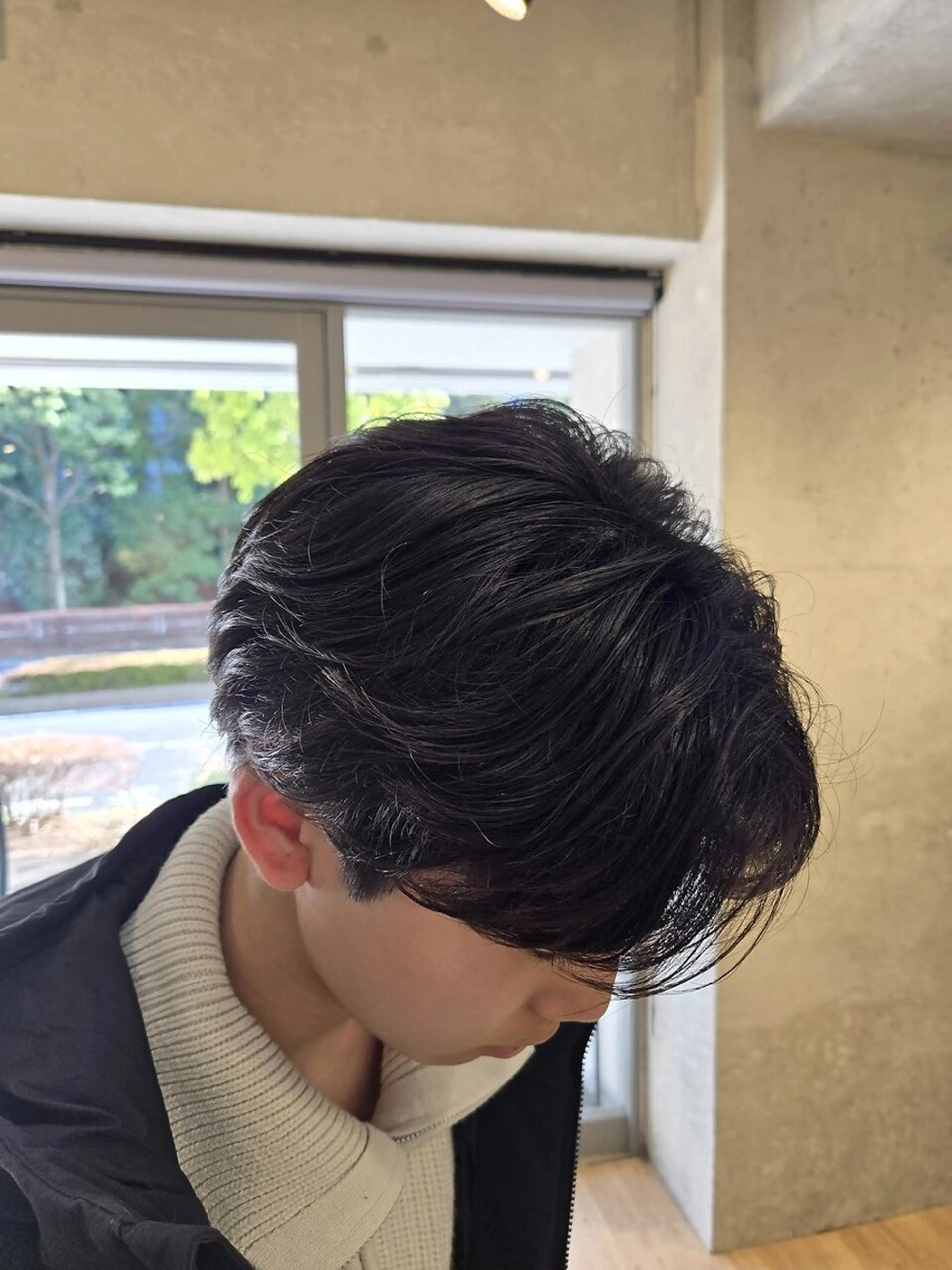 ショート パーマ メンズ メンズバレイヤージュ メンズブリーチ メンズハイライト メンズインナーカラー メンズメッシュ カット 髪質改善/透明感 OAK兵庫のヘアスタイル