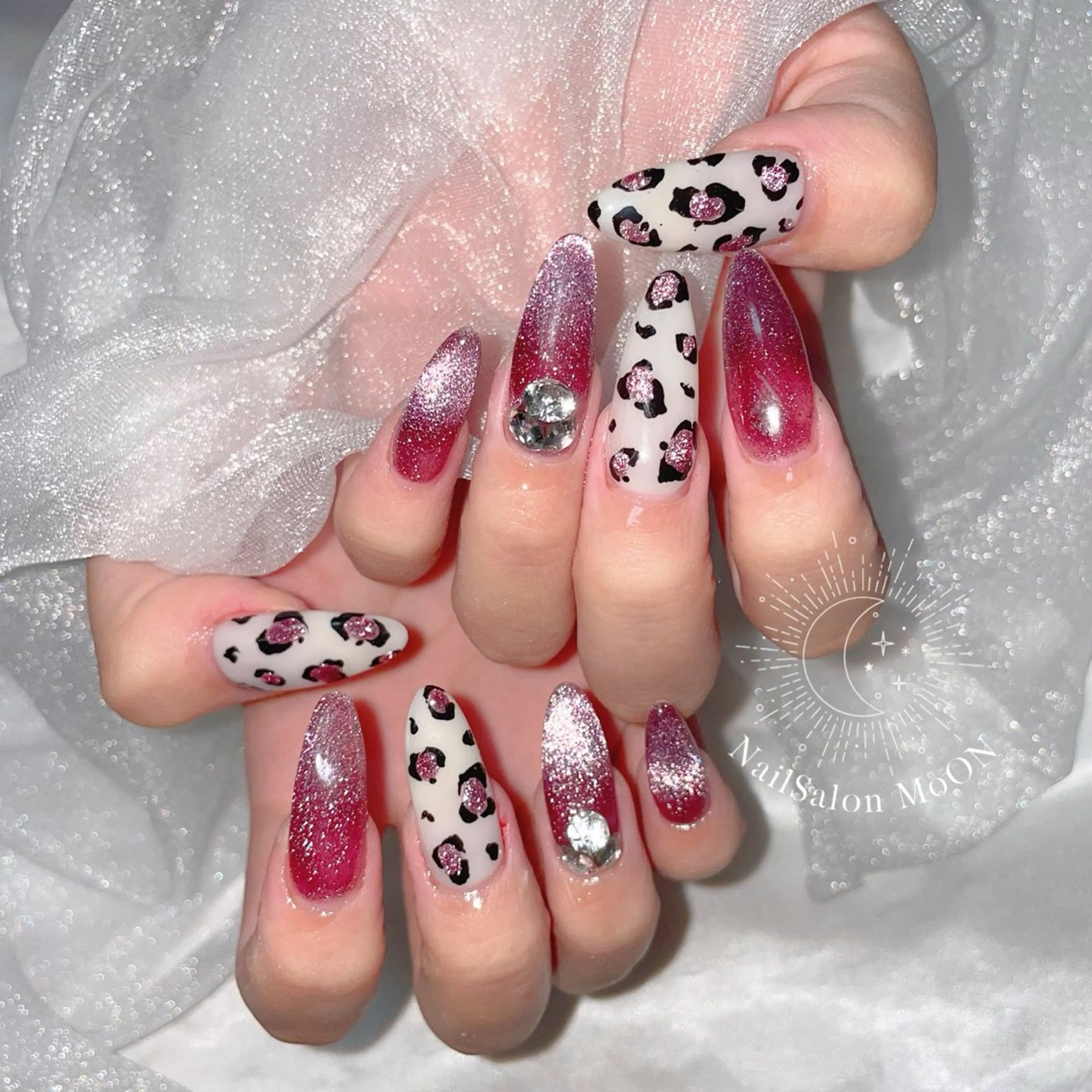 ネイル マグネットネイル ハンドネイル ハンドケア MoON...❤︎ MeGuのネイルデザイン