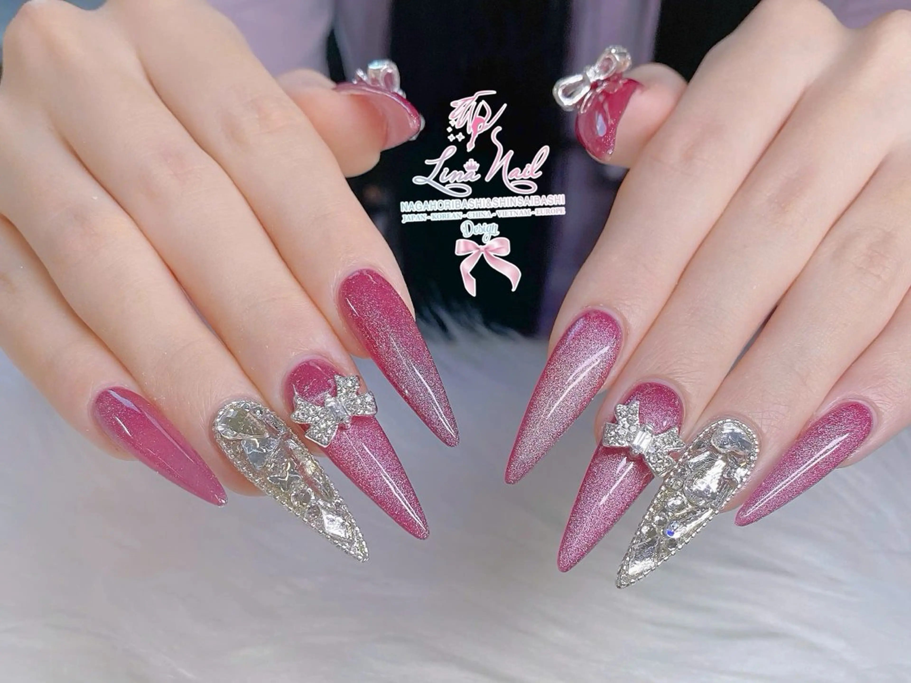 セミロング 韓国風ヘア クリスマス ハンドネイル Linanail Nambaのマツエク・マツパデザイン