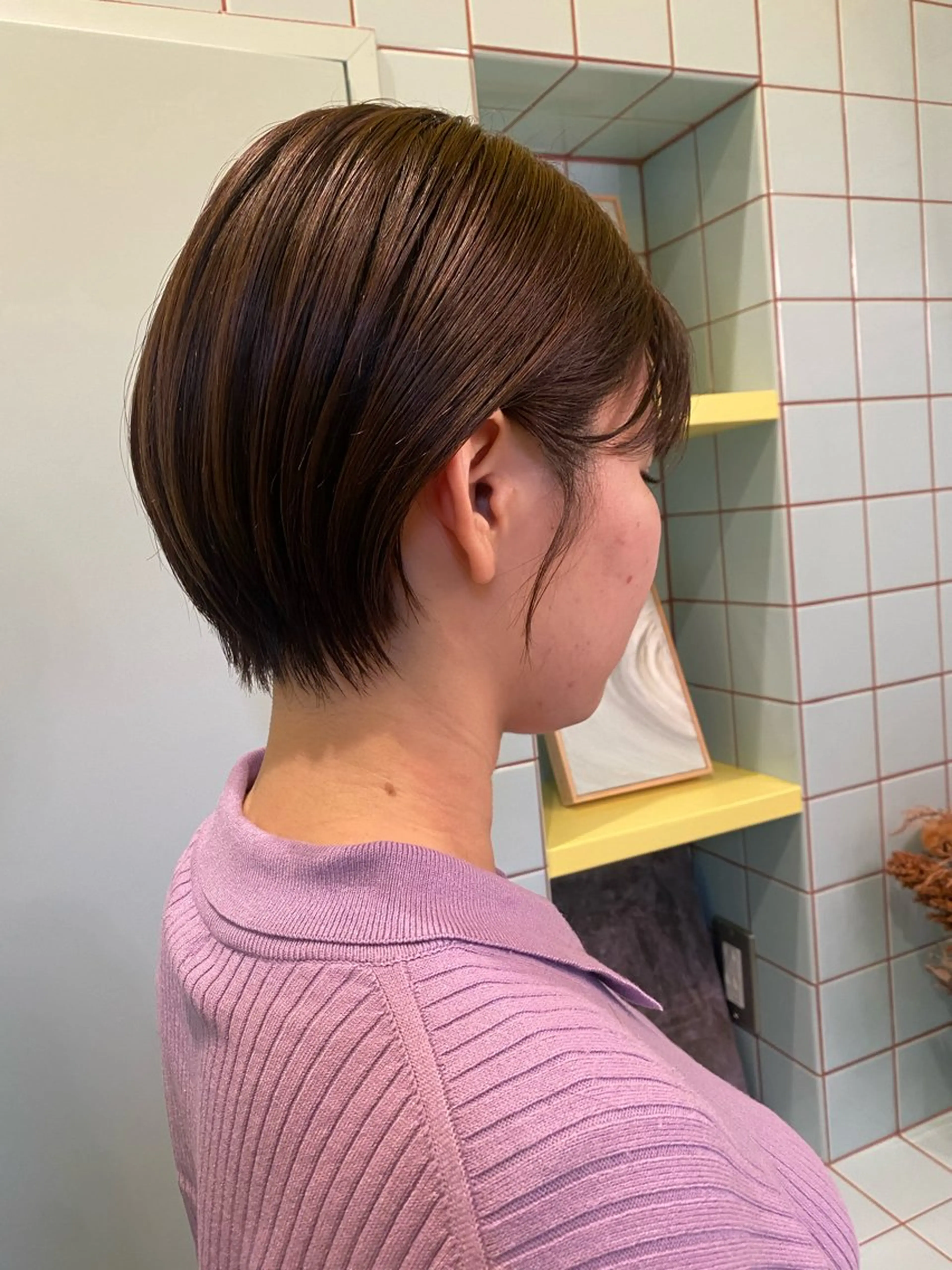 ショート トクザト アイニのヘアスタイル