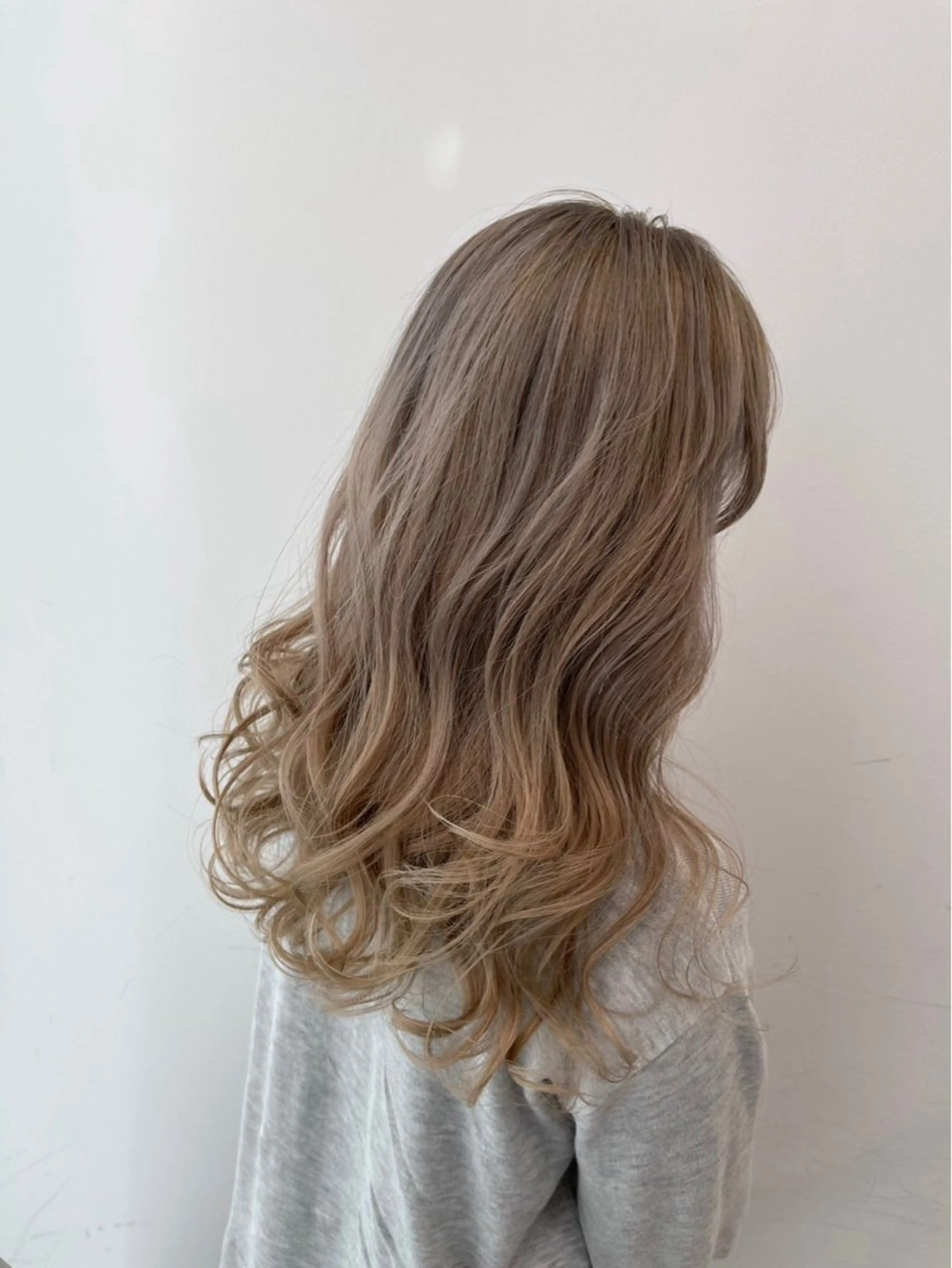 セミロング ヘアカラー トリートメント ✨韓国風ヘア/艶髪 カラー✨yumeのヘアスタイル