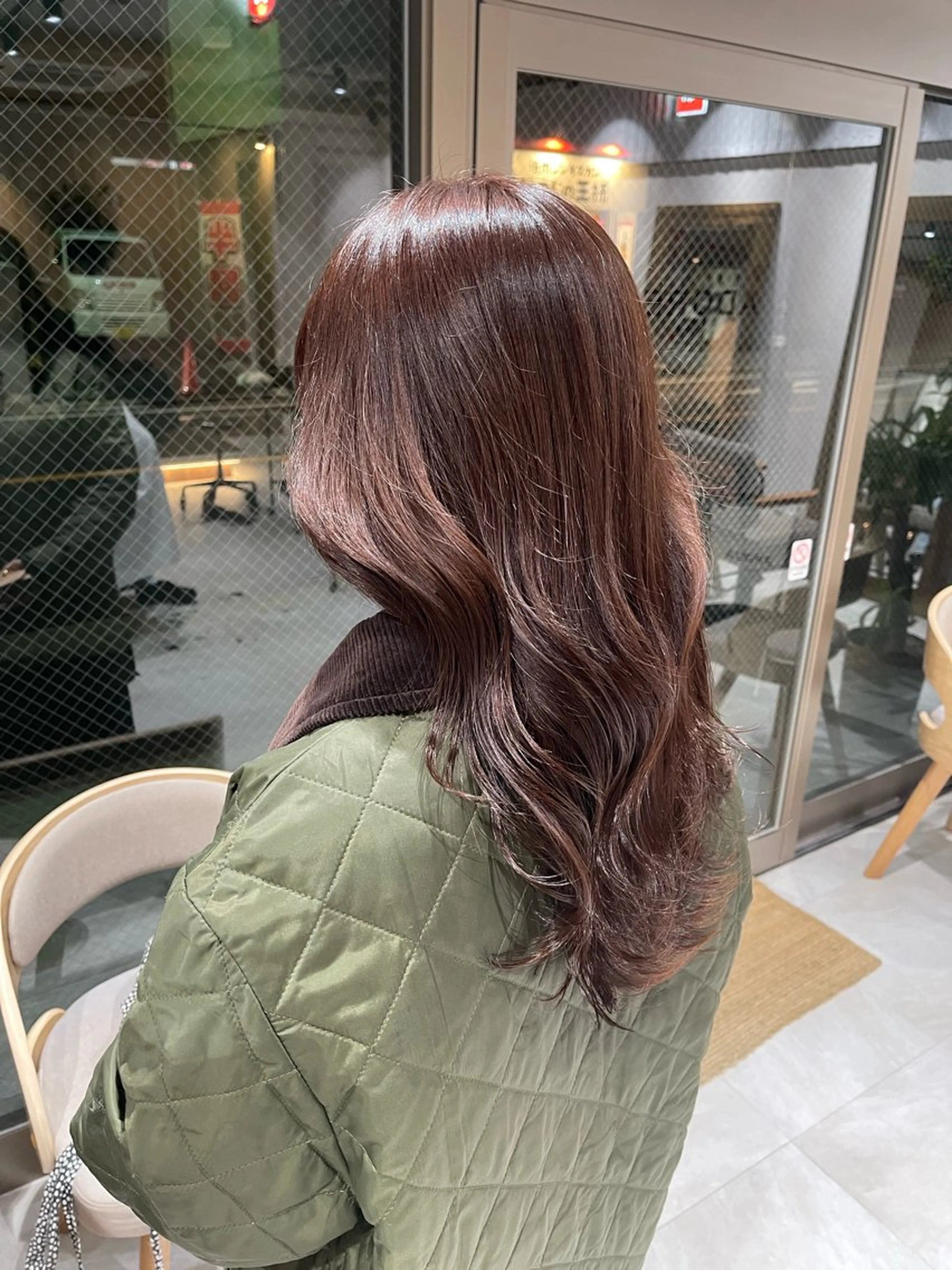 ロング カラー ブラウンカラー ピンクカラー ピンクブラウン カット ヘアカラー トリートメント 🩵ボブ/レイヤー /髪質改善🩵のヘアスタイル