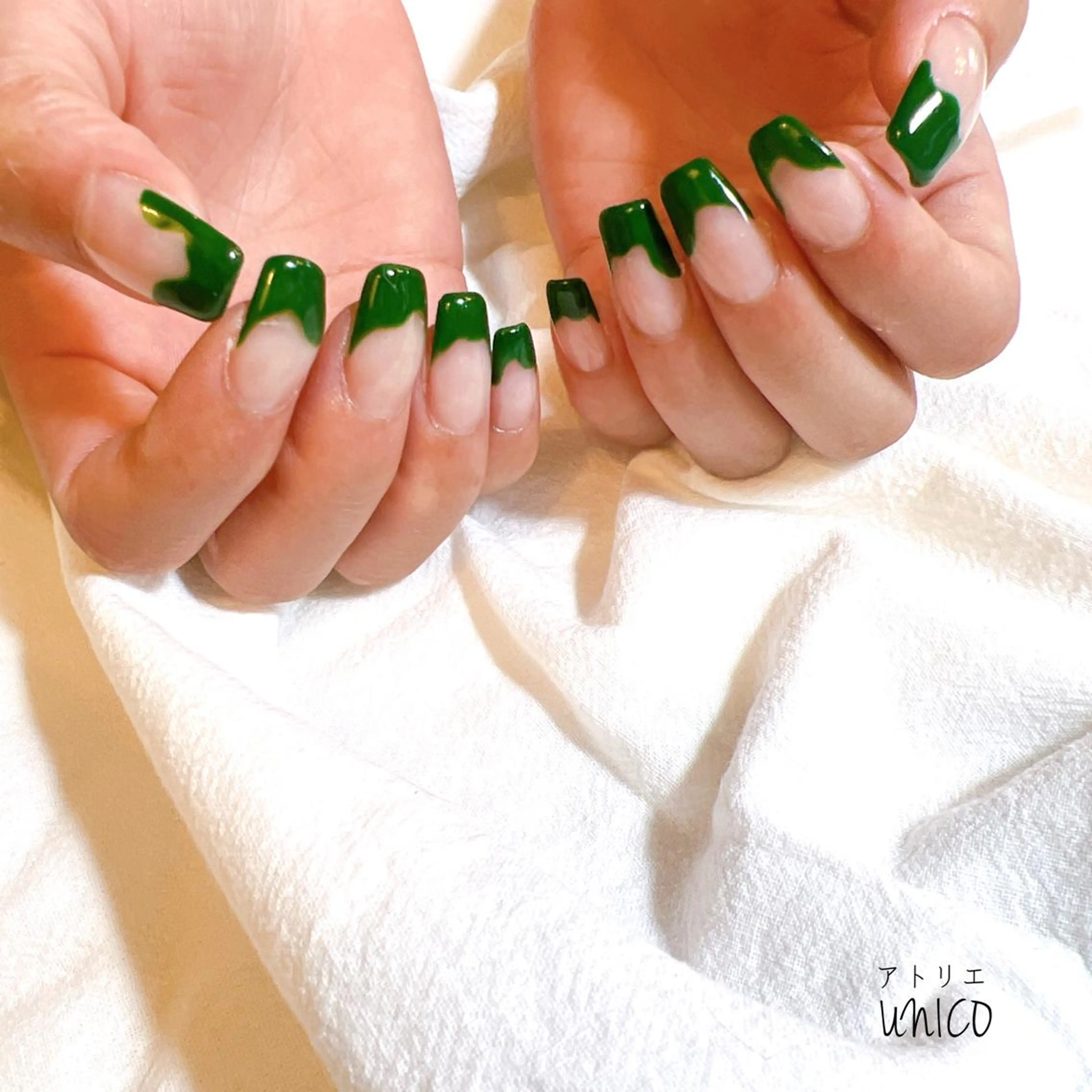 ネイル フレンチネイル グリーン ハンドネイル アトリエ UNICOのネイルデザイン