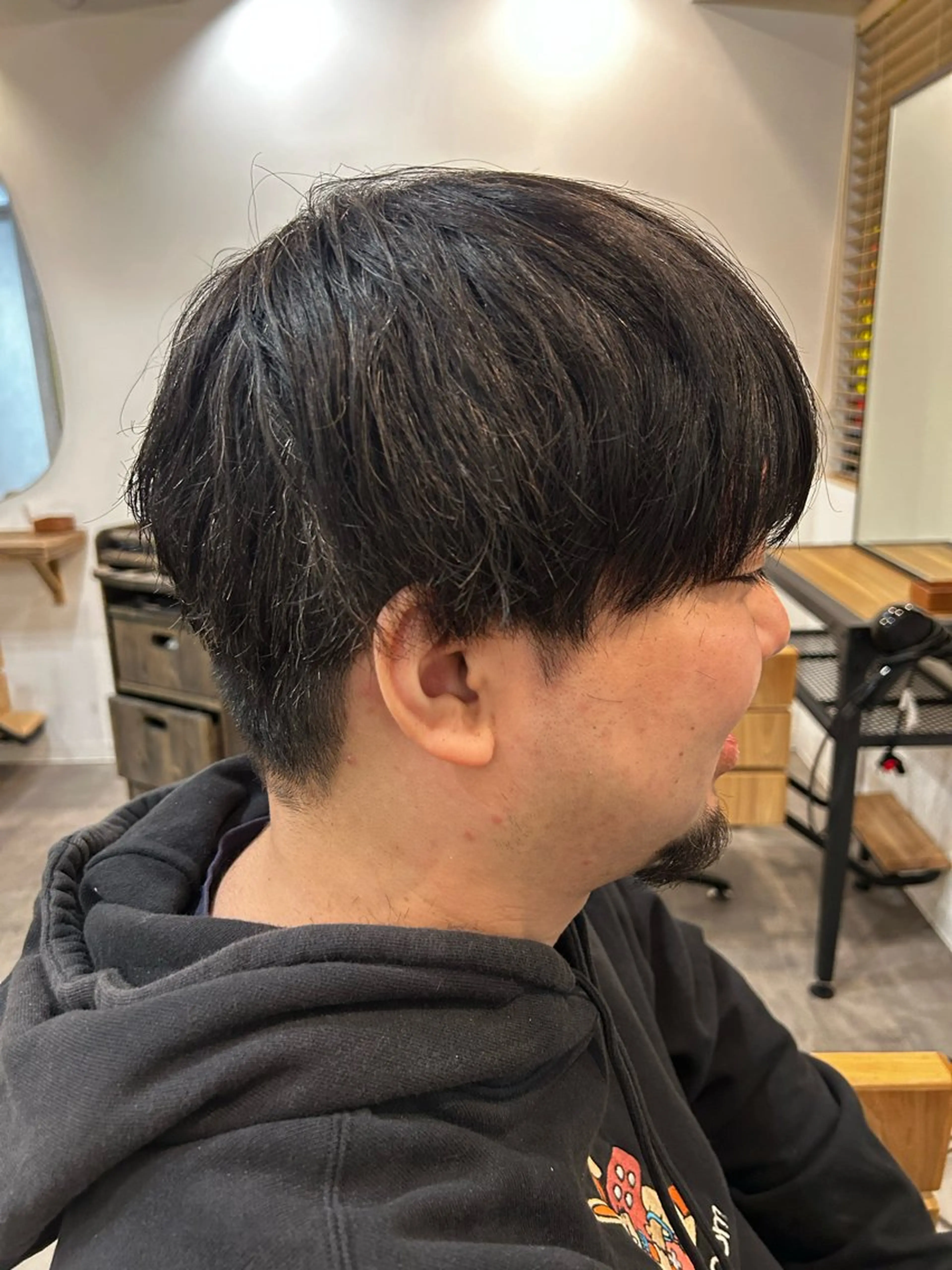 メンズ マッシュ 刈り上げ 伊藤 しおんのヘアスタイル