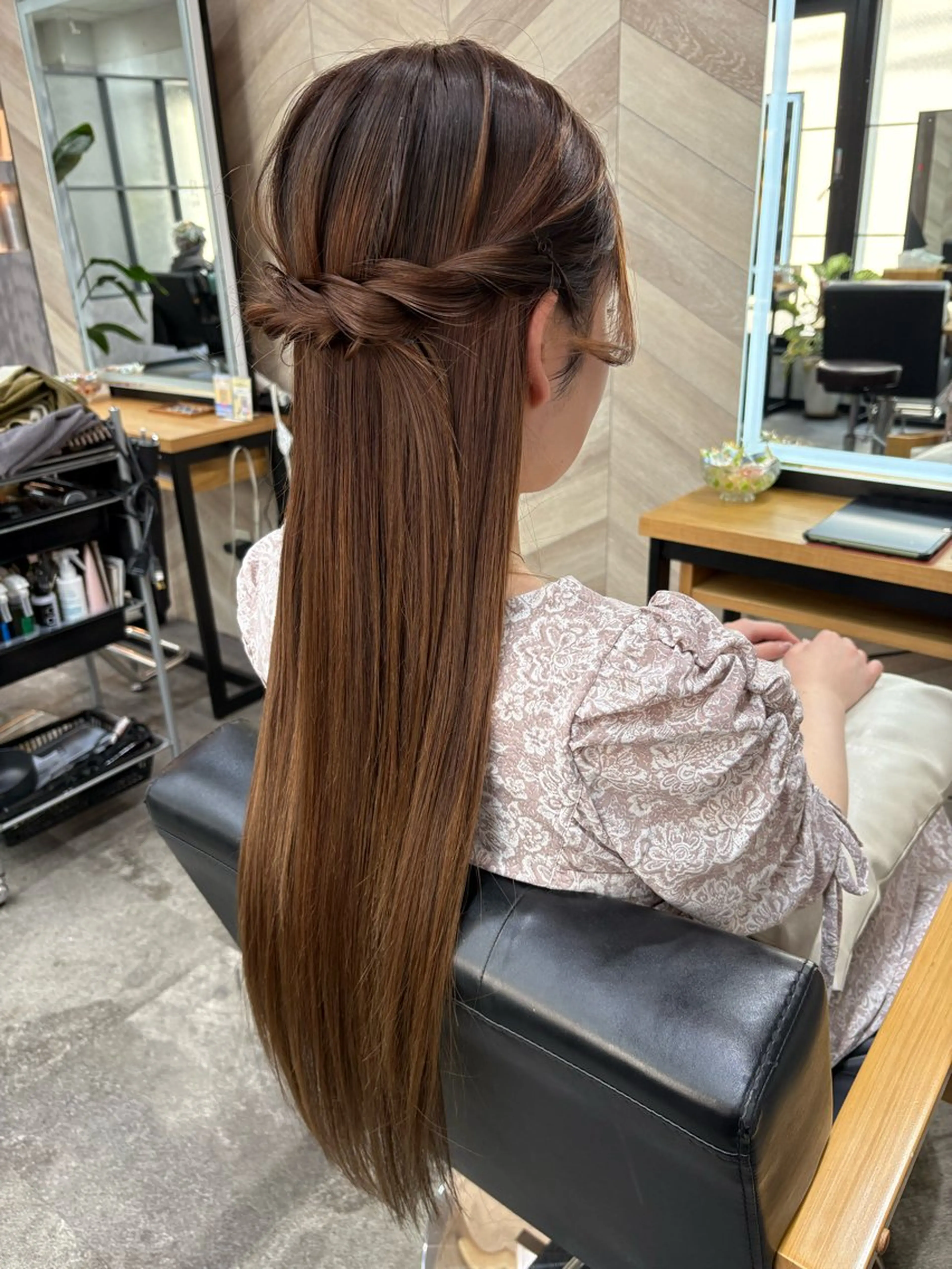ロング ヘアアレンジ ハーフアップ ヘアセット SHANTi 飯塚 ヘアセット/髪質改善のヘアスタイル