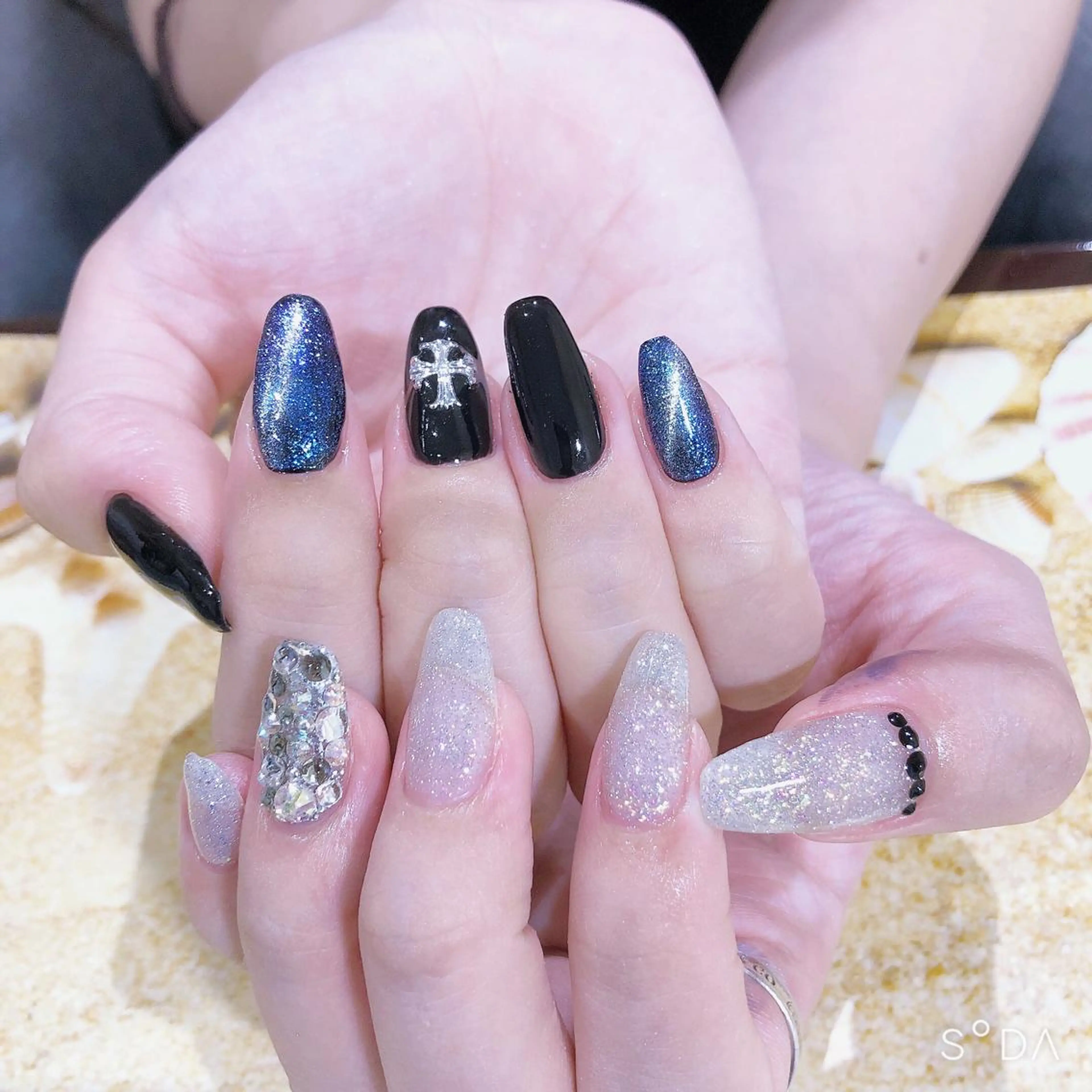 ネイル ハンドネイル 吉野✨ ネイルデザイナー✨のネイルデザイン