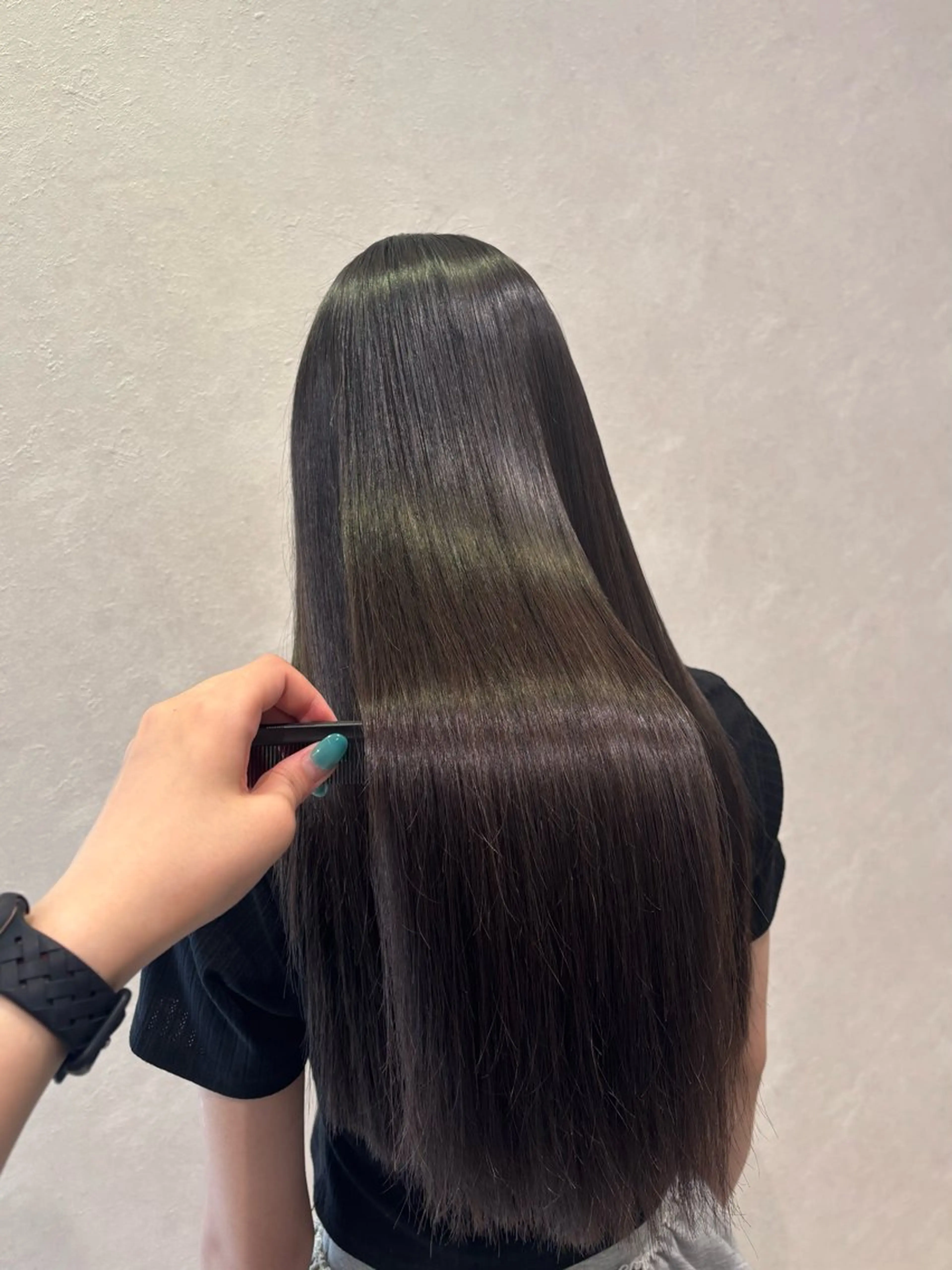 【複雑履歴・ブリーチ毛限定】プレミアムストレート 24000円の写真