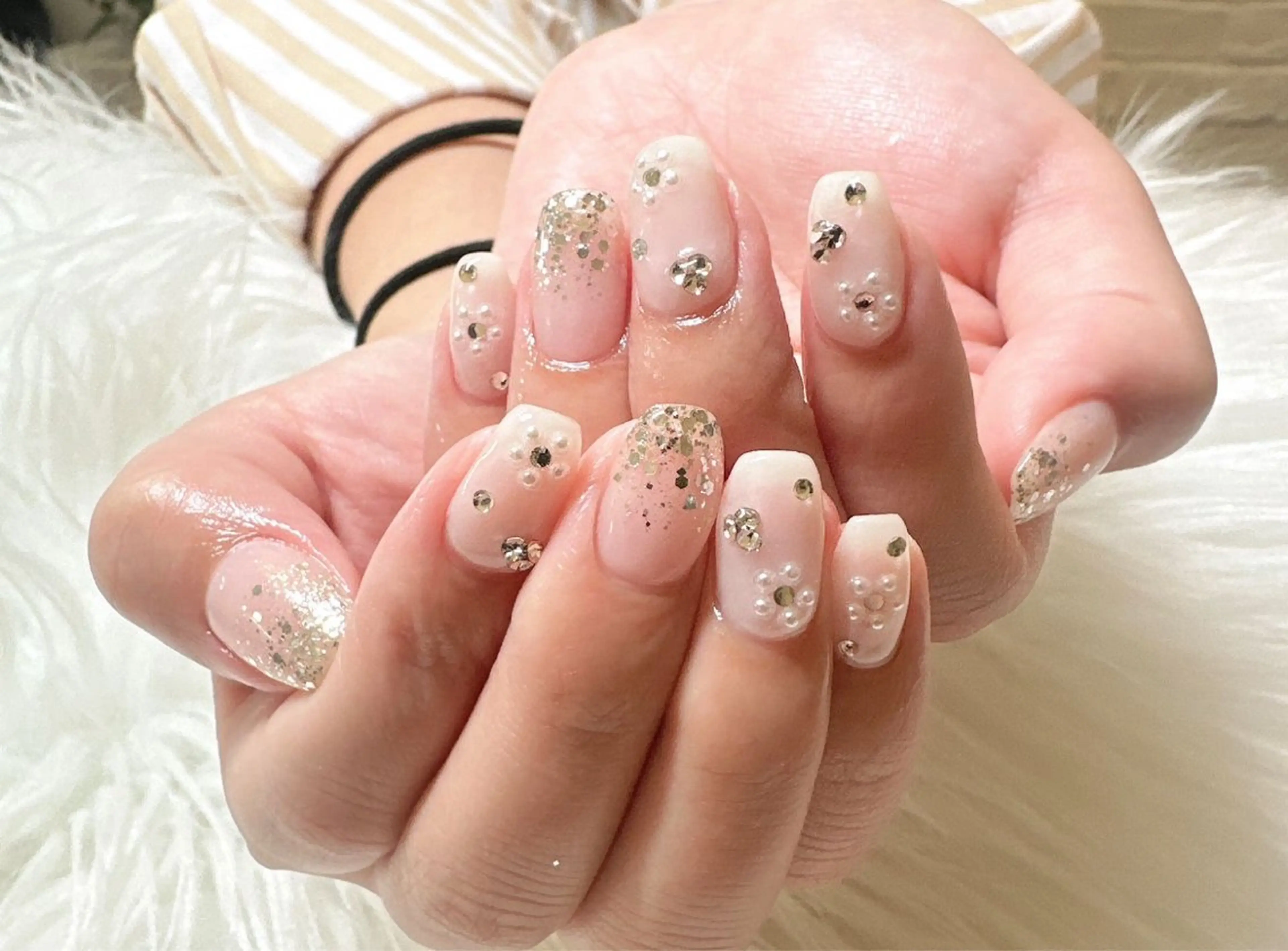 ネイル ハンドネイル KARI ネイルサロンのネイルデザイン