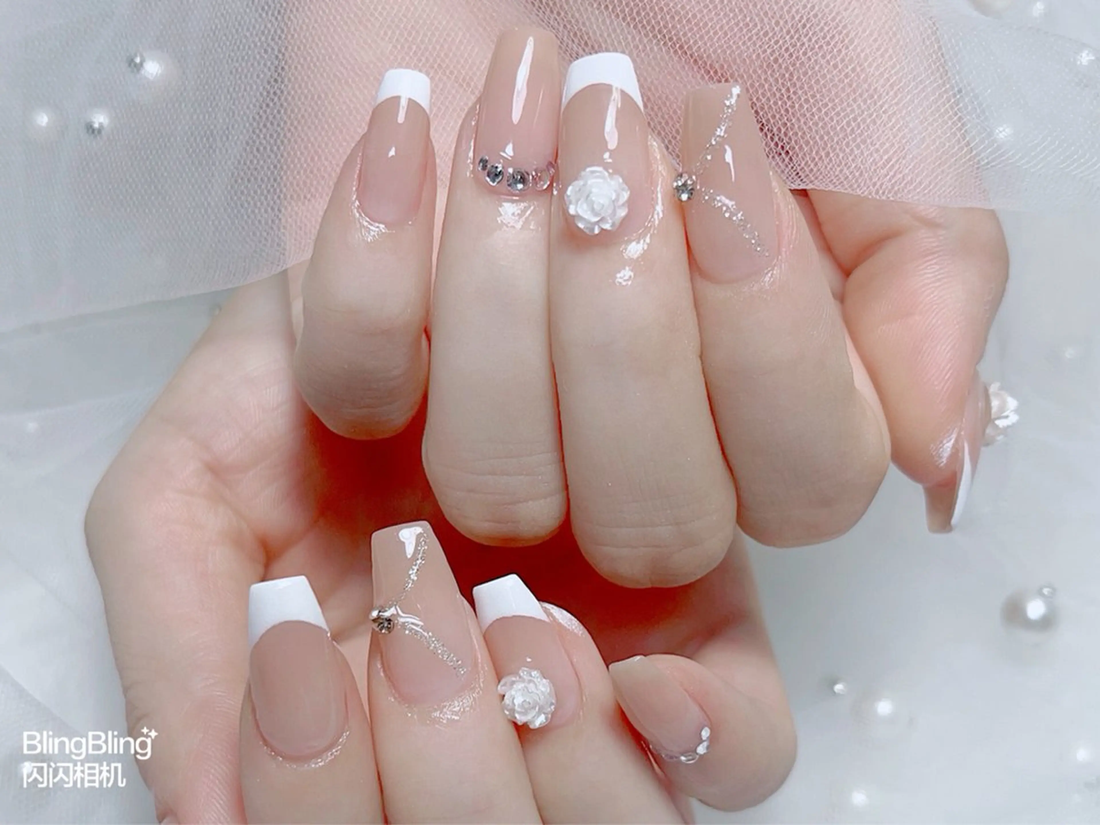 ネイル オーロラネイル チークネイル 長さ出し フットネイル フレンチネイル NaNa nailのネイルデザイン
