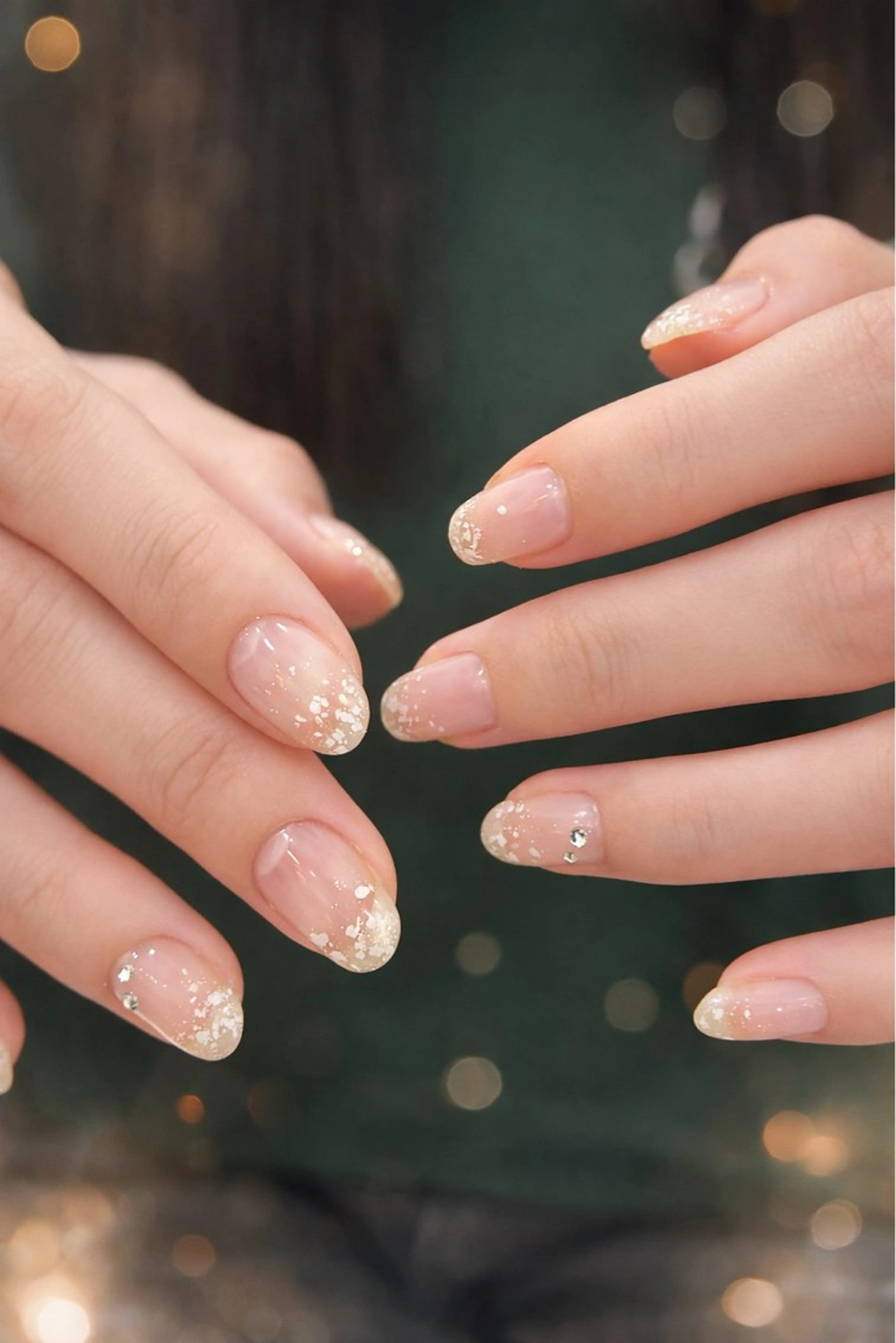 ネイル グラデーション ラメ(グリッター) ラメグラデーション 春ネイル MIHO nail_noahのネイルデザイン