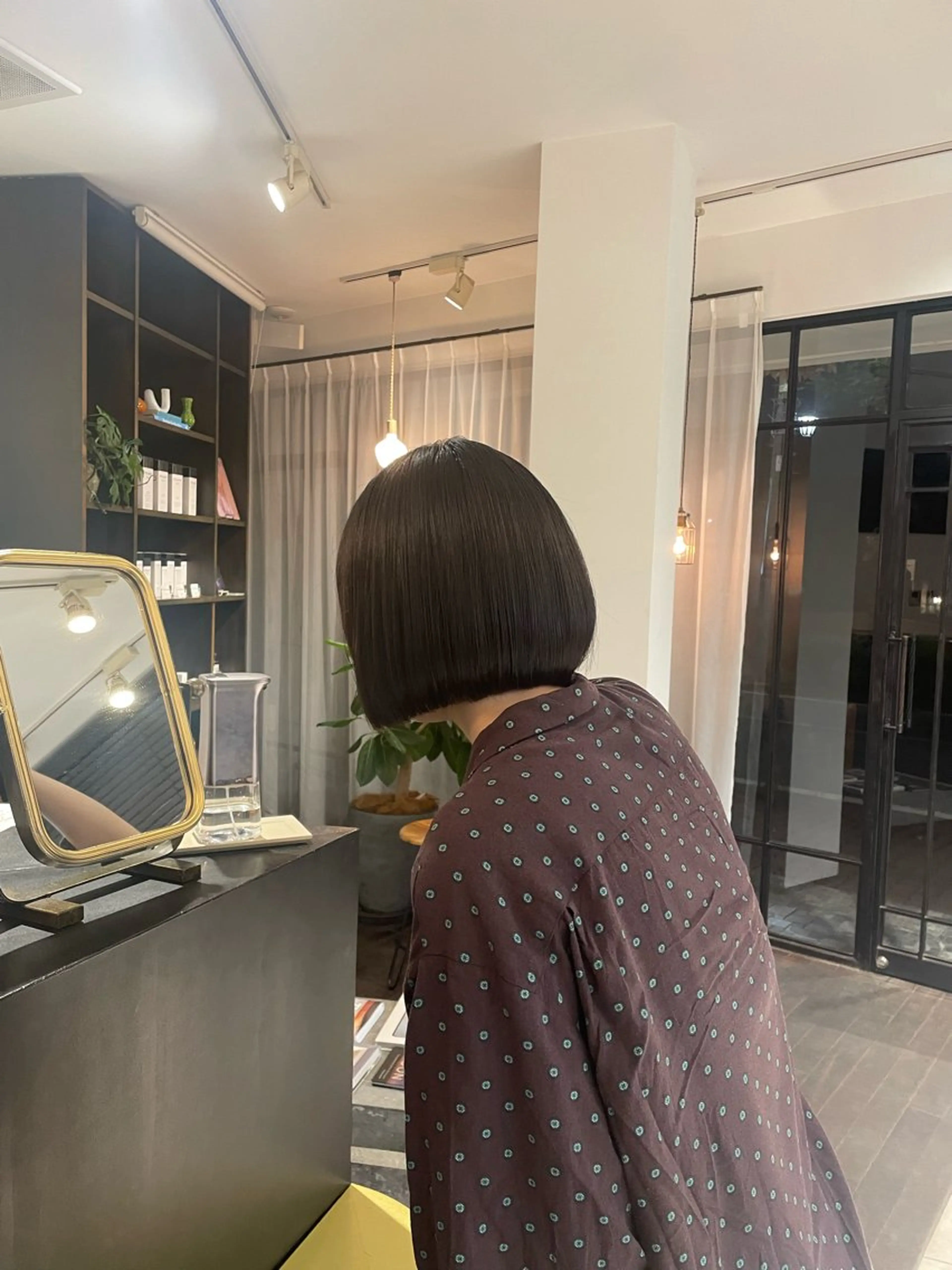 ミディアム 西野 優夏のヘアスタイル