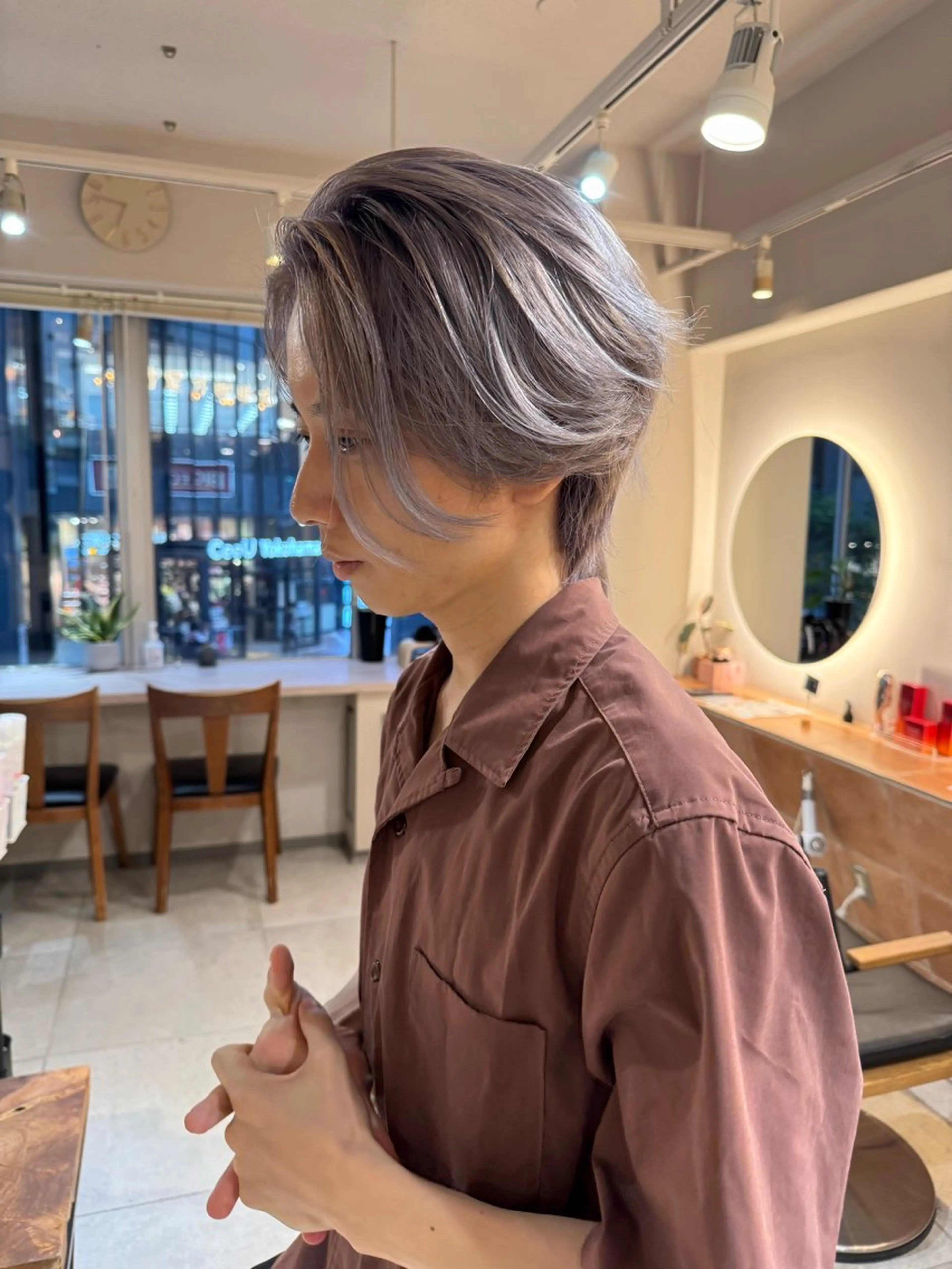 カラー メンズ メンズ韓国風 アッシュ アッシュブラウン ベージュカラー ブラウンカラー ヘアカラー 樋口 将輝のヘアスタイル