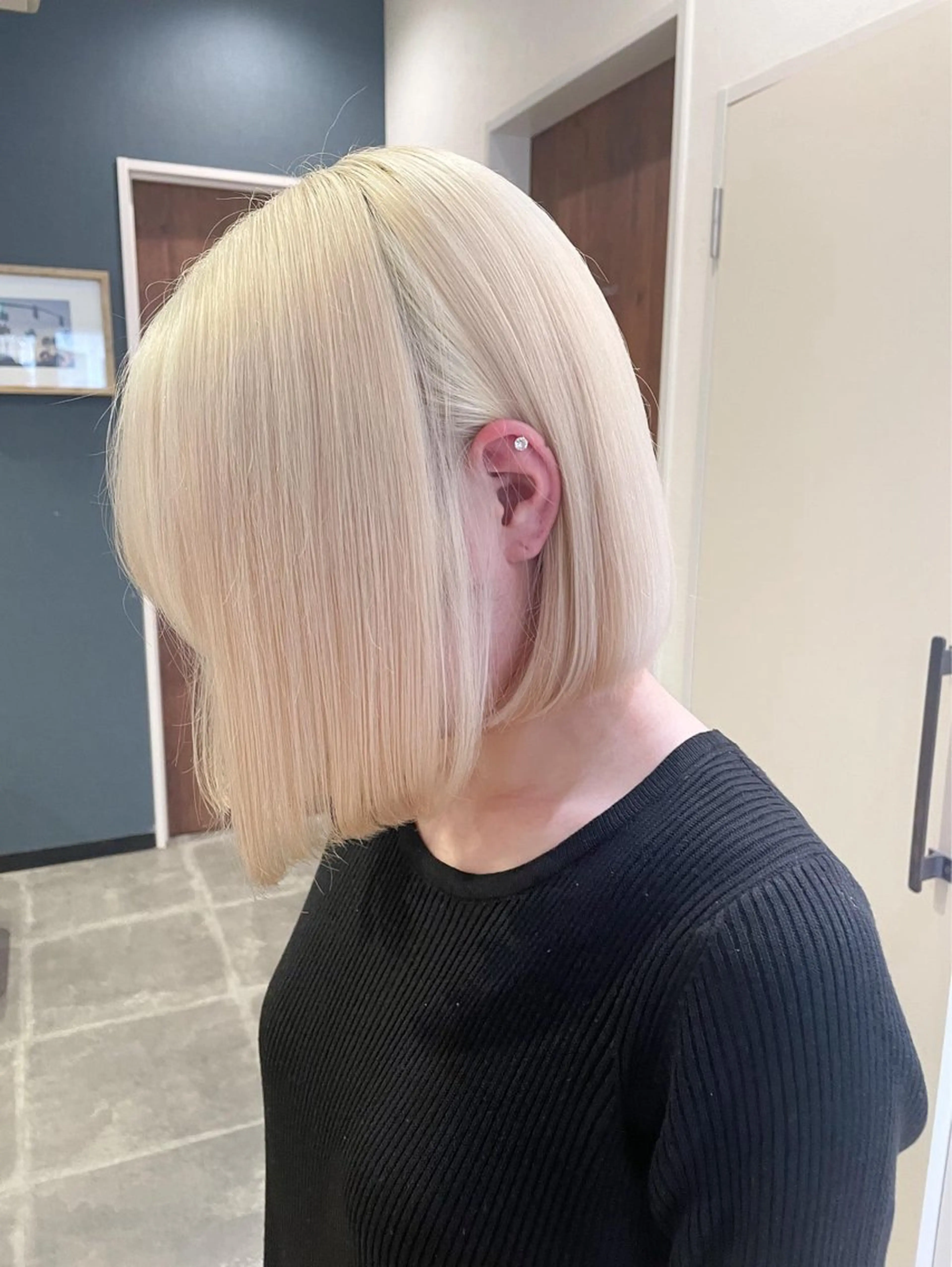 カラー 長尾菜々美🐰 ／ハイトーンカラーのヘアスタイル