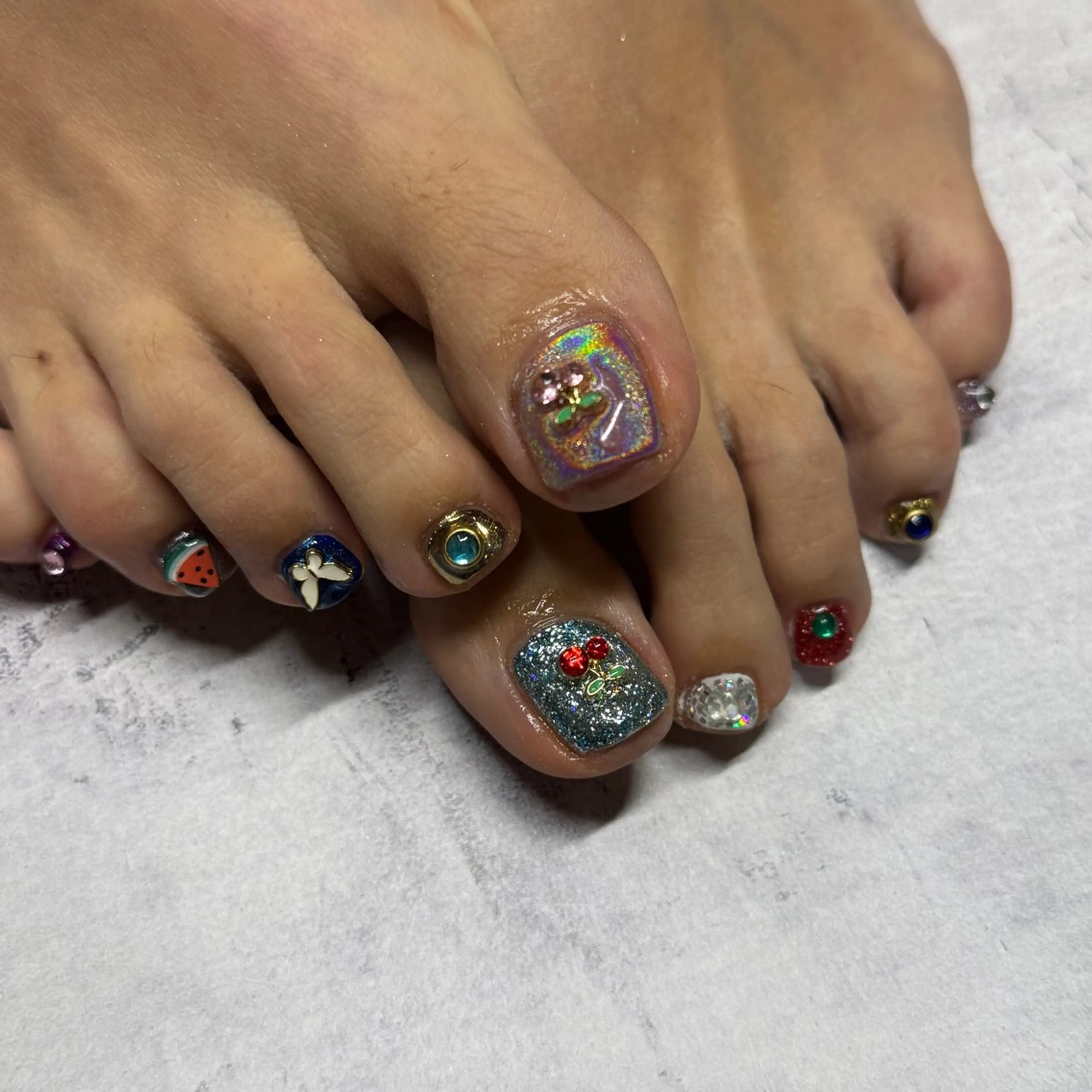 ネイル アートネイル フットネイル フットネイル 𝐫𝐚𝐢 𝐧𝐚𝐢𝐥のネイルデザイン