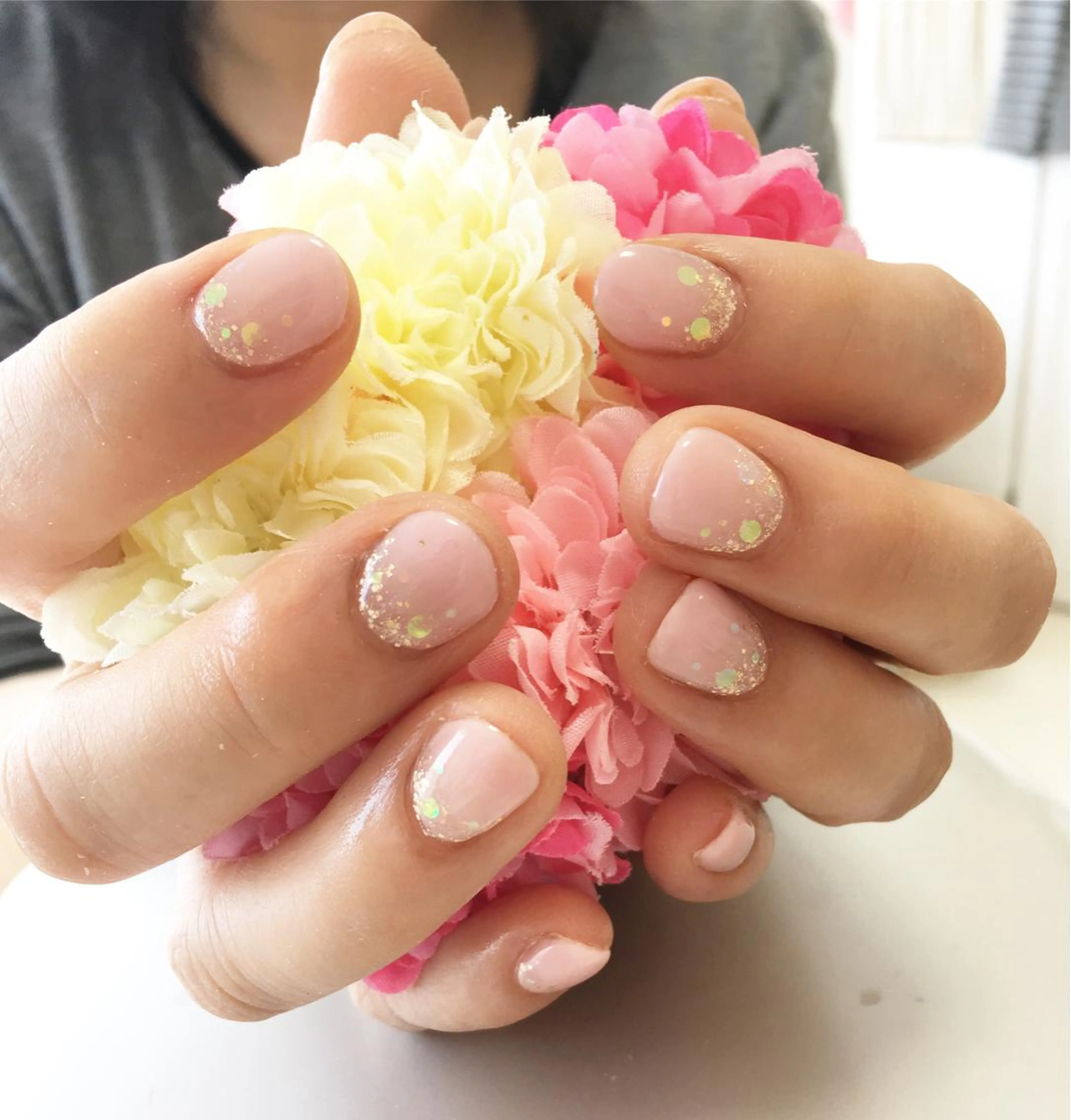 ネイル ピンク ショートネイル シンプルネイル Petit Fleur所属・青柳 亜梨奈のマツエク・マツパデザイン