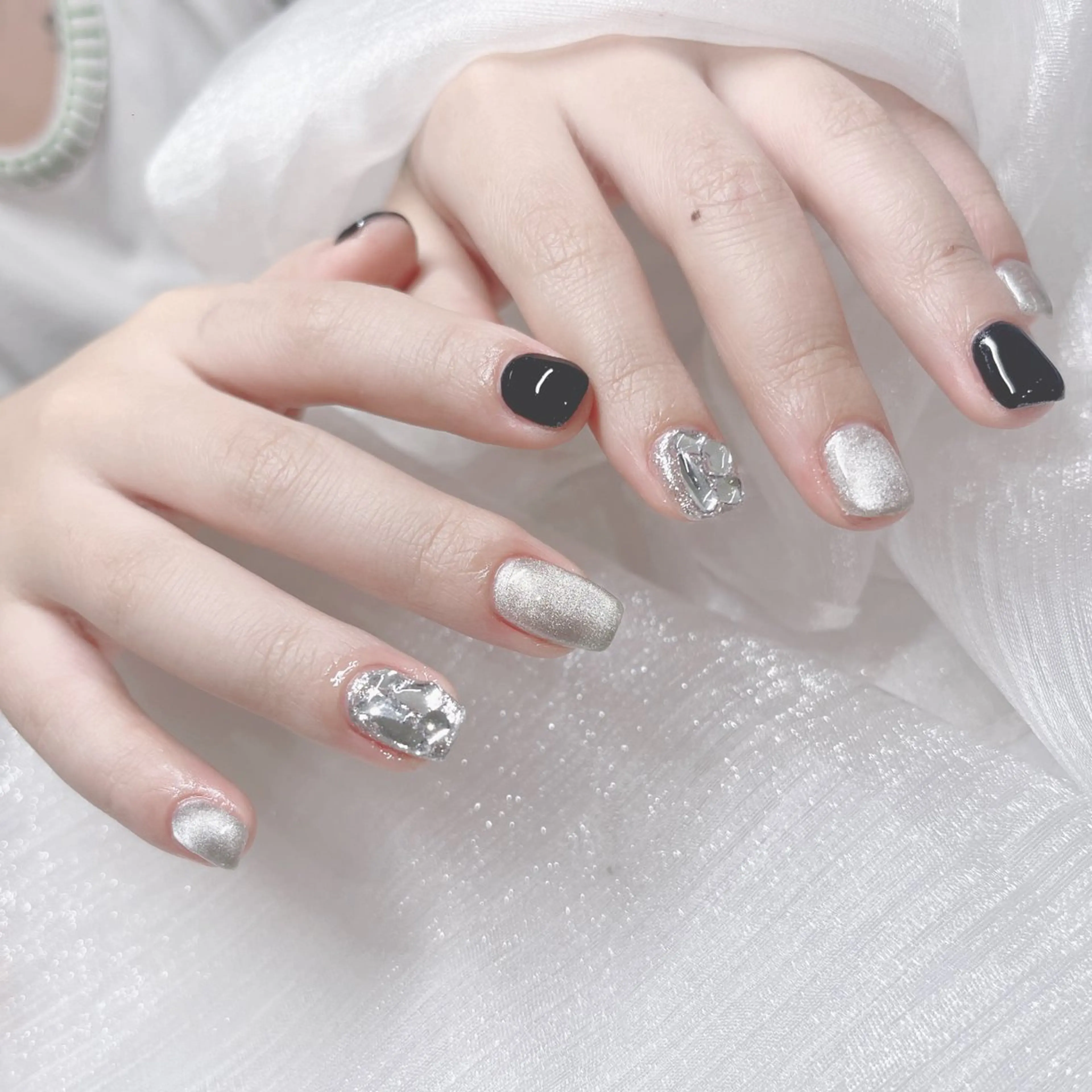 ネイル 小 羽のネイルデザイン