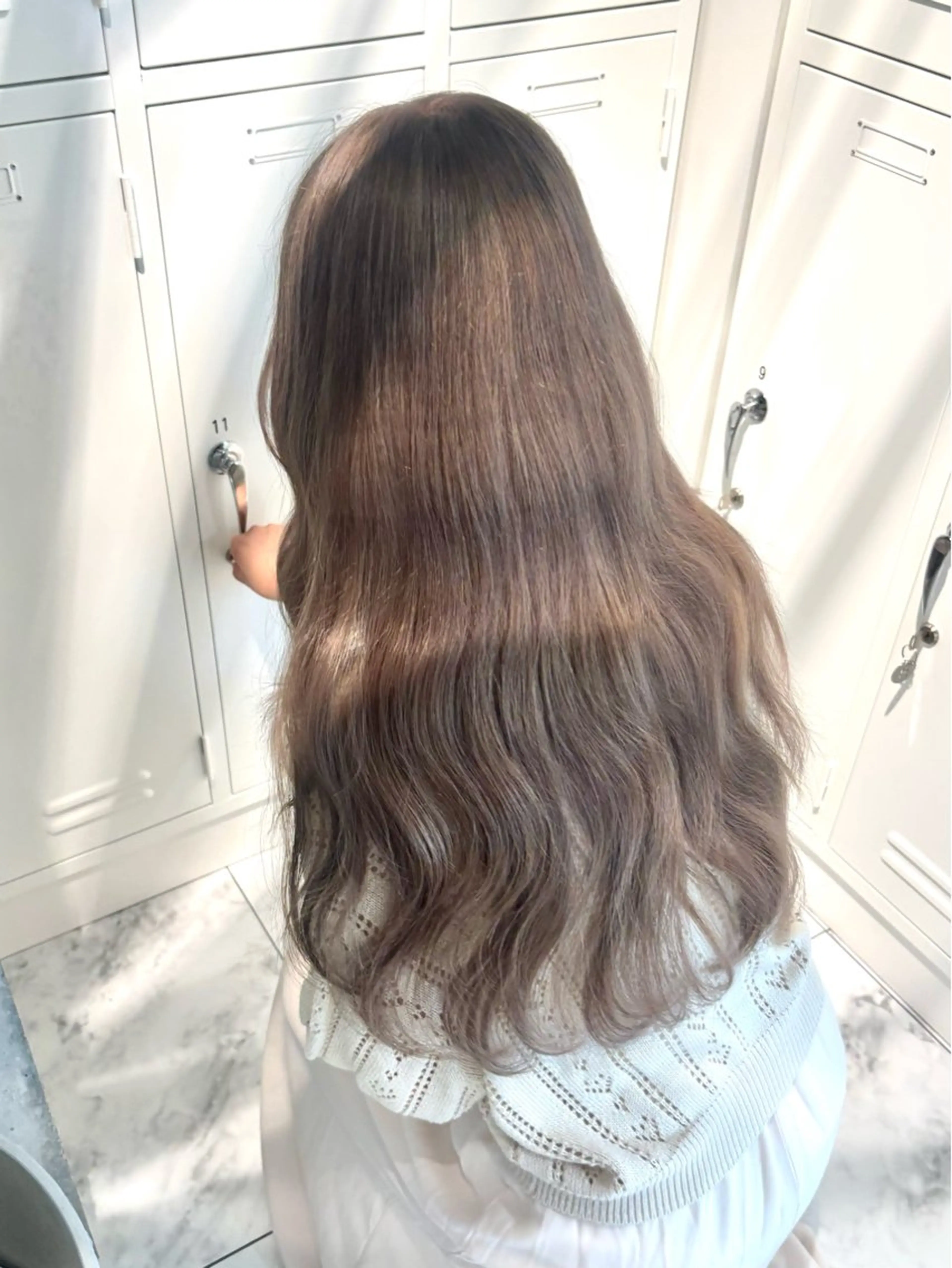 ミディアム カラー ブリーチ ボブ 韓国風ヘア レイヤーカット トリートメント ヘアカラー rina／ベージュ ワンホン/韓国ヘアのヘアスタイル