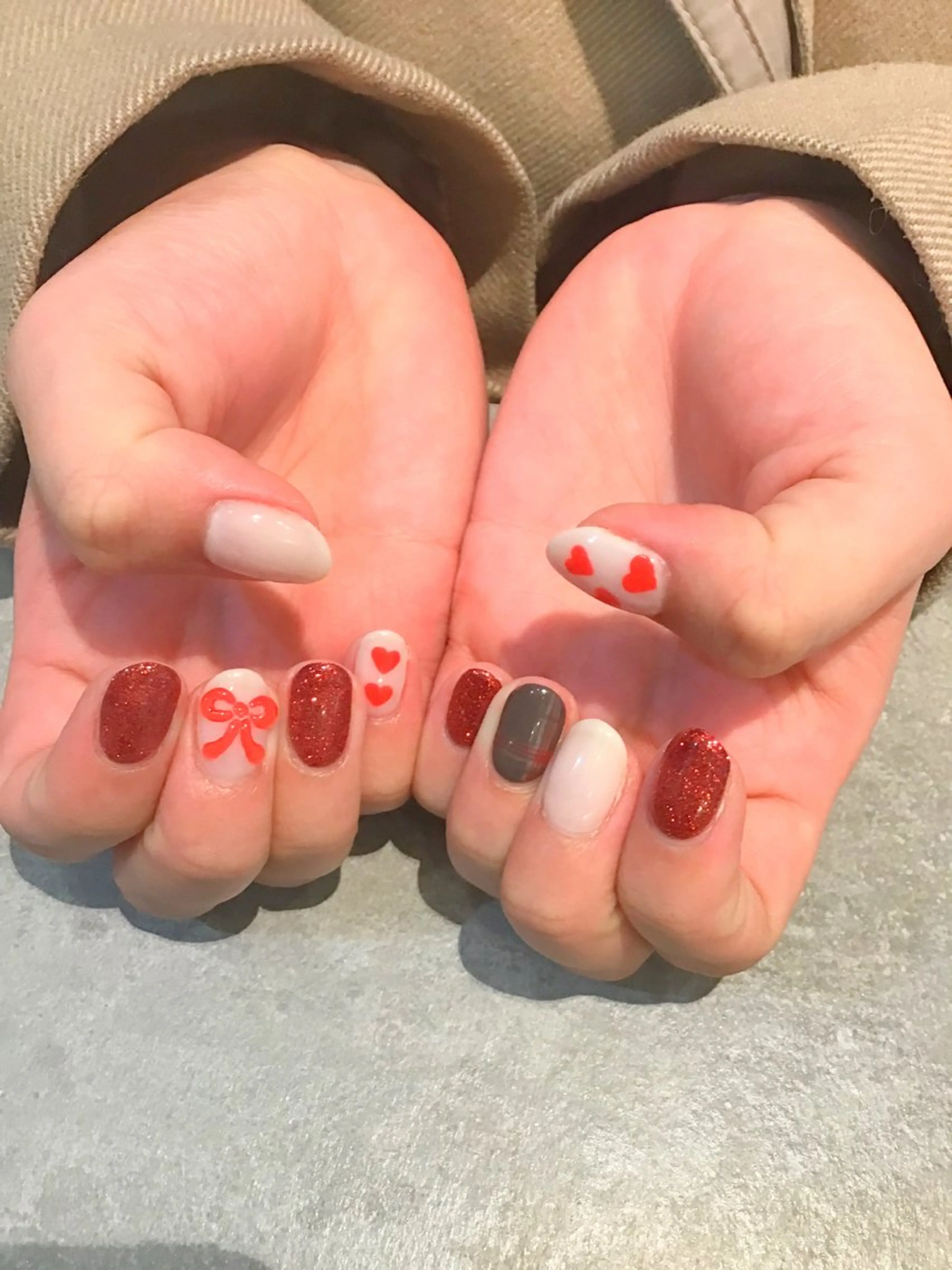 ネイル Nest 岩崎のネイルデザイン