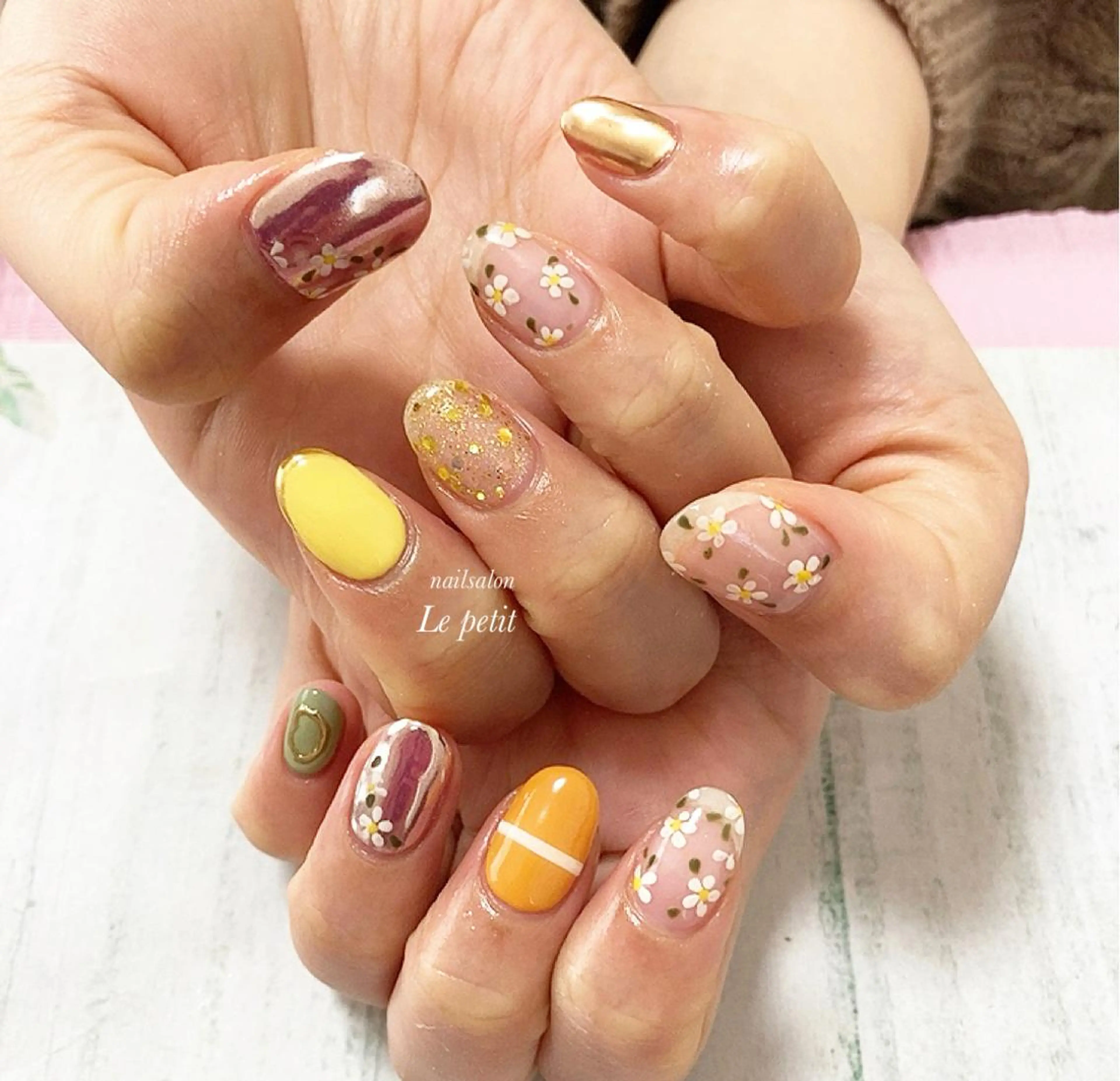 ネイル 石野 広佳のネイルデザイン