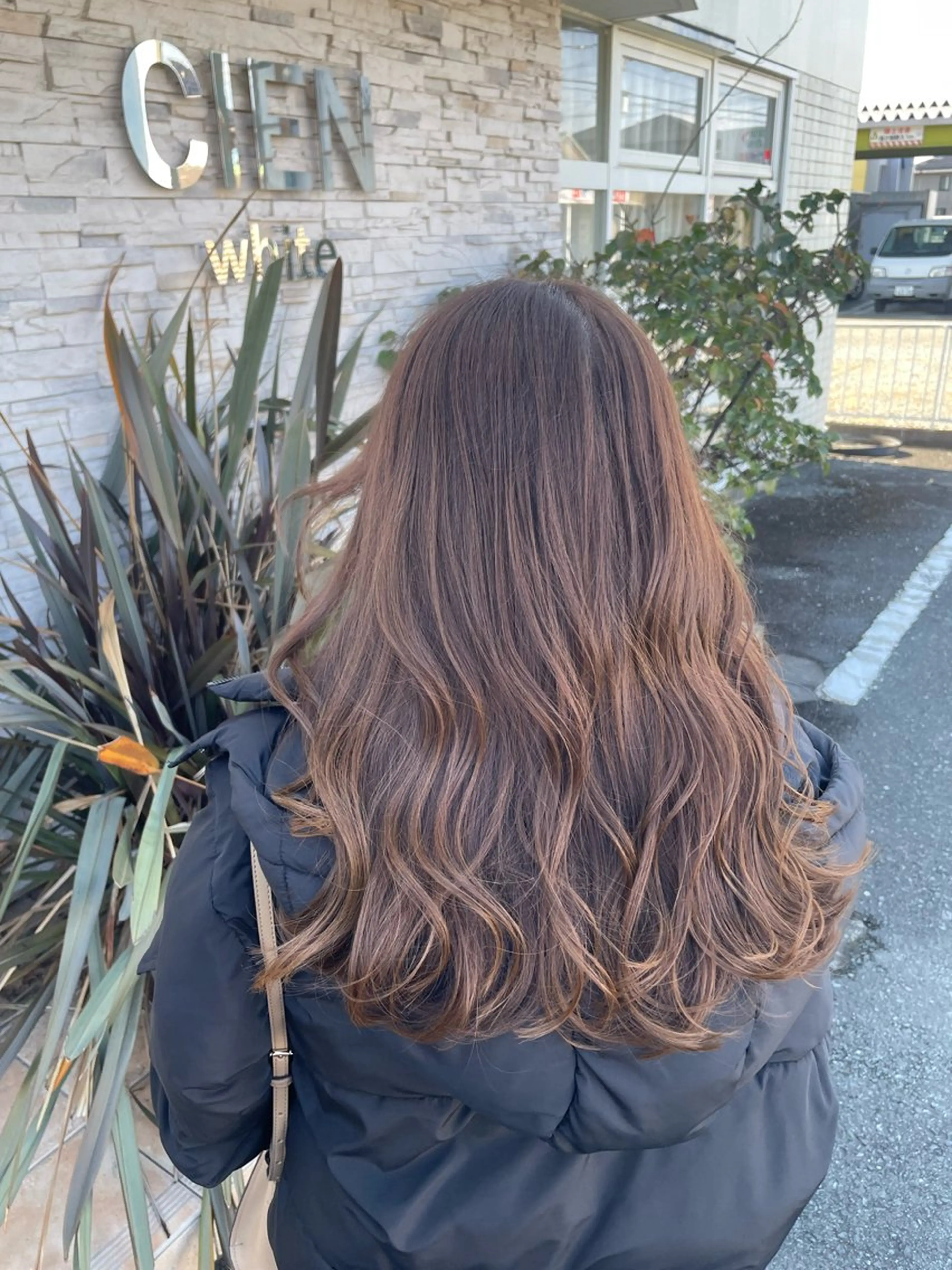 セミロング カラー 朝倉 海斗のヘアスタイル