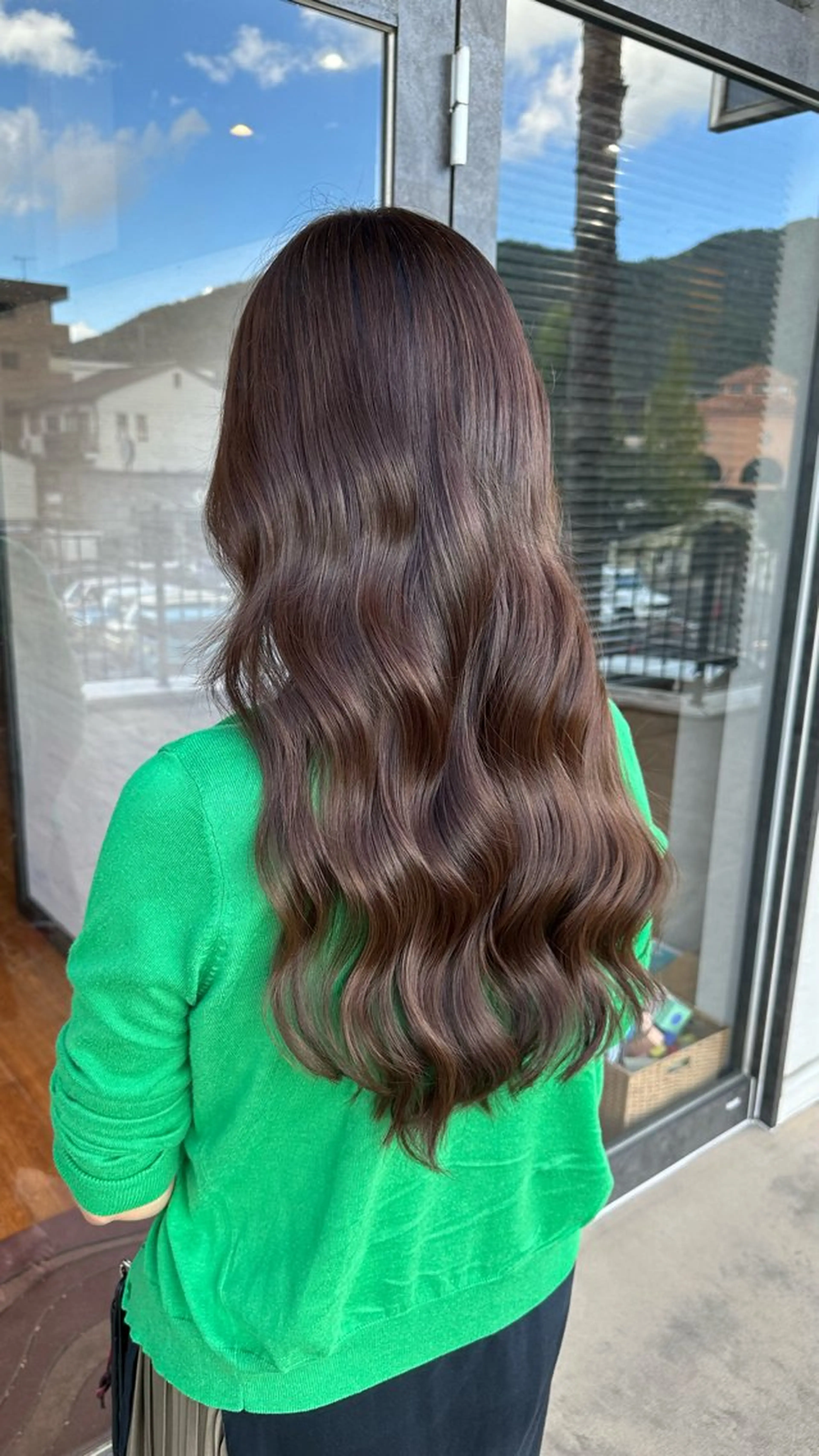 ロング カラー アッシュ アッシュブラウン ブラウンカラー ヘアカラー トリートメント 鵜飼 真伍のヘアスタイル