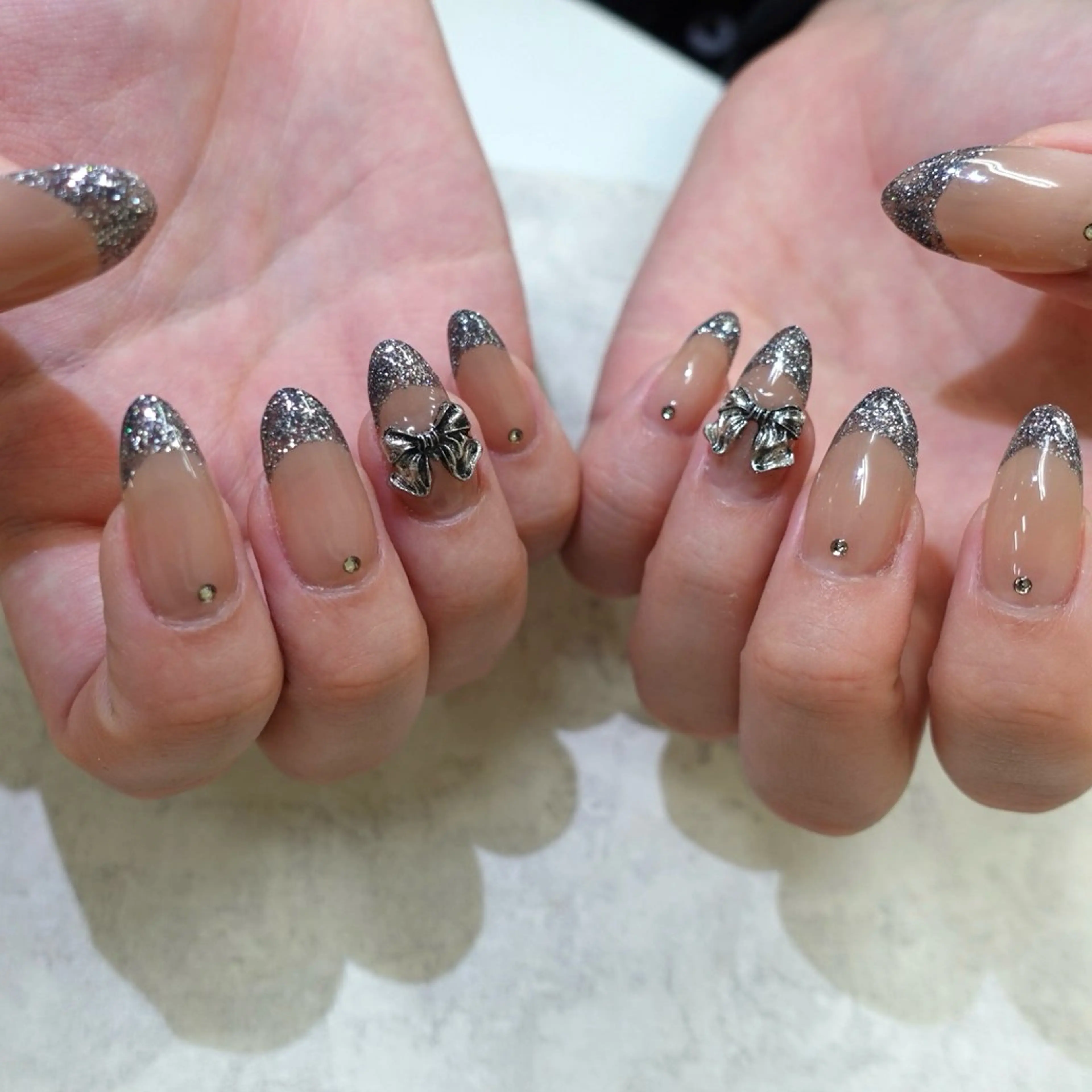 ネイル フレンチネイル chipieee naokaのネイルデザイン