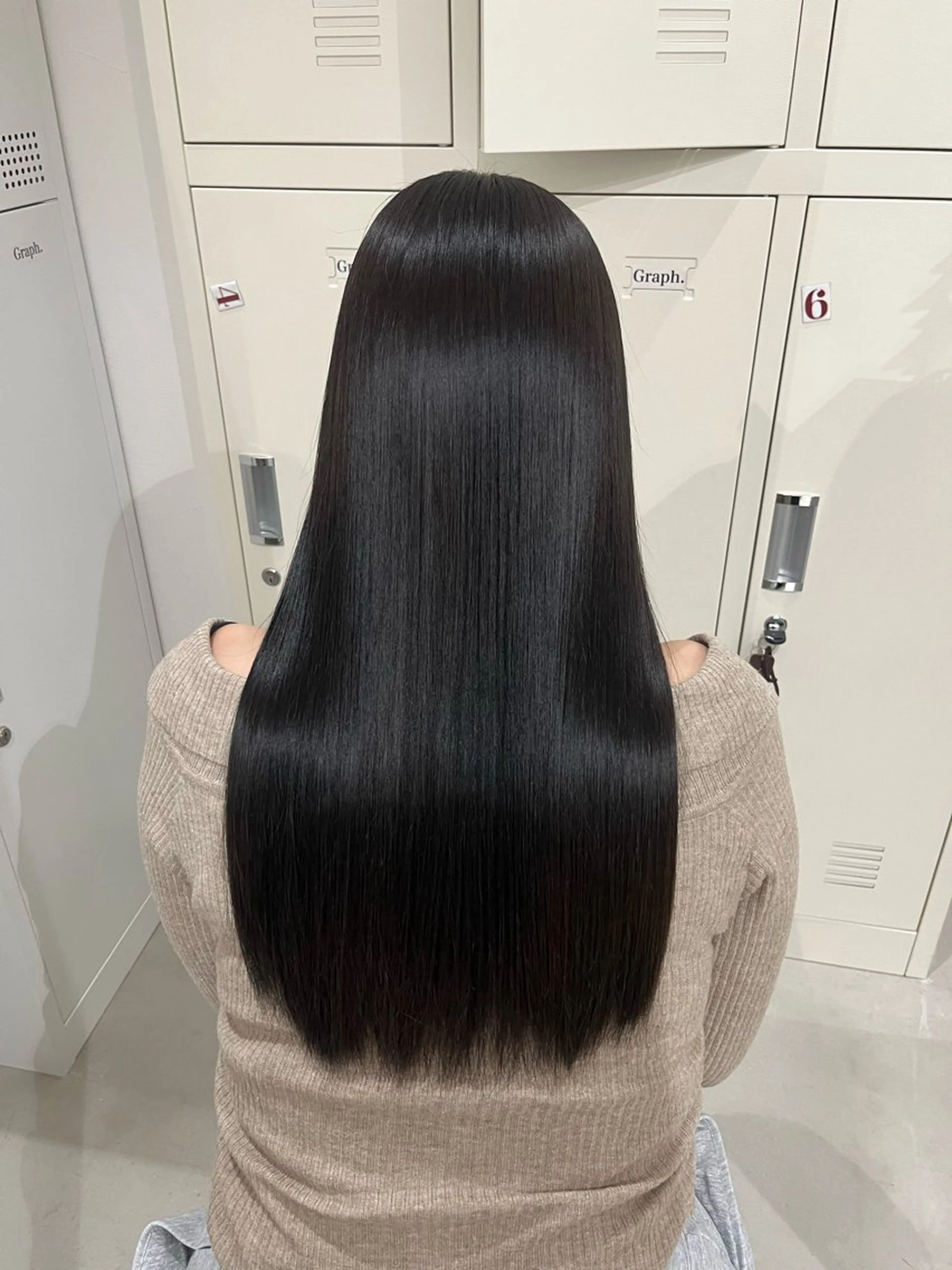 ロング カラー 原口 桃歌のヘアスタイル