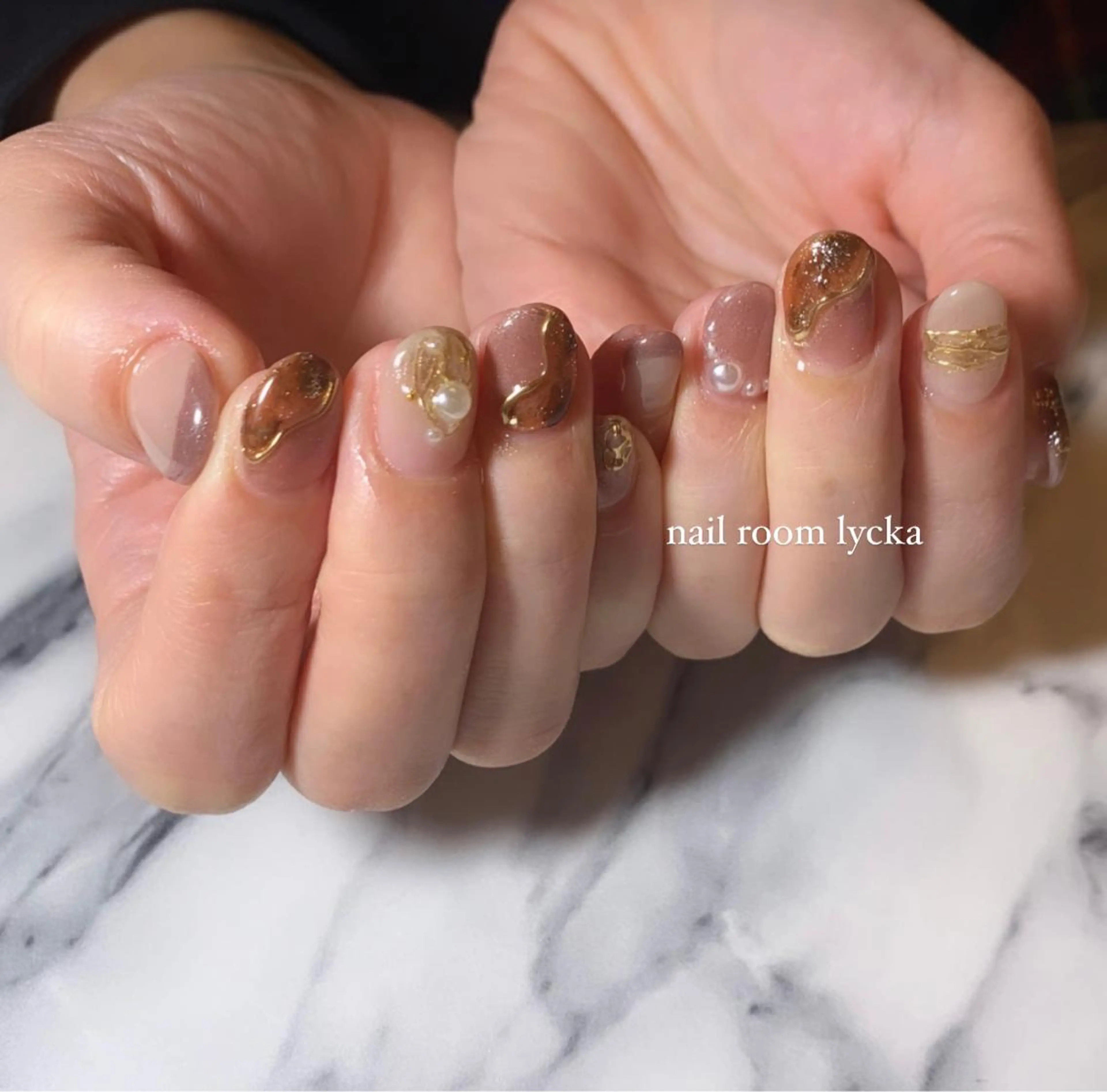 ネイル ﾈｲﾙﾙｰﾑﾘｯｶ 𝐦𝐚𝐲𝐮のネイルデザイン