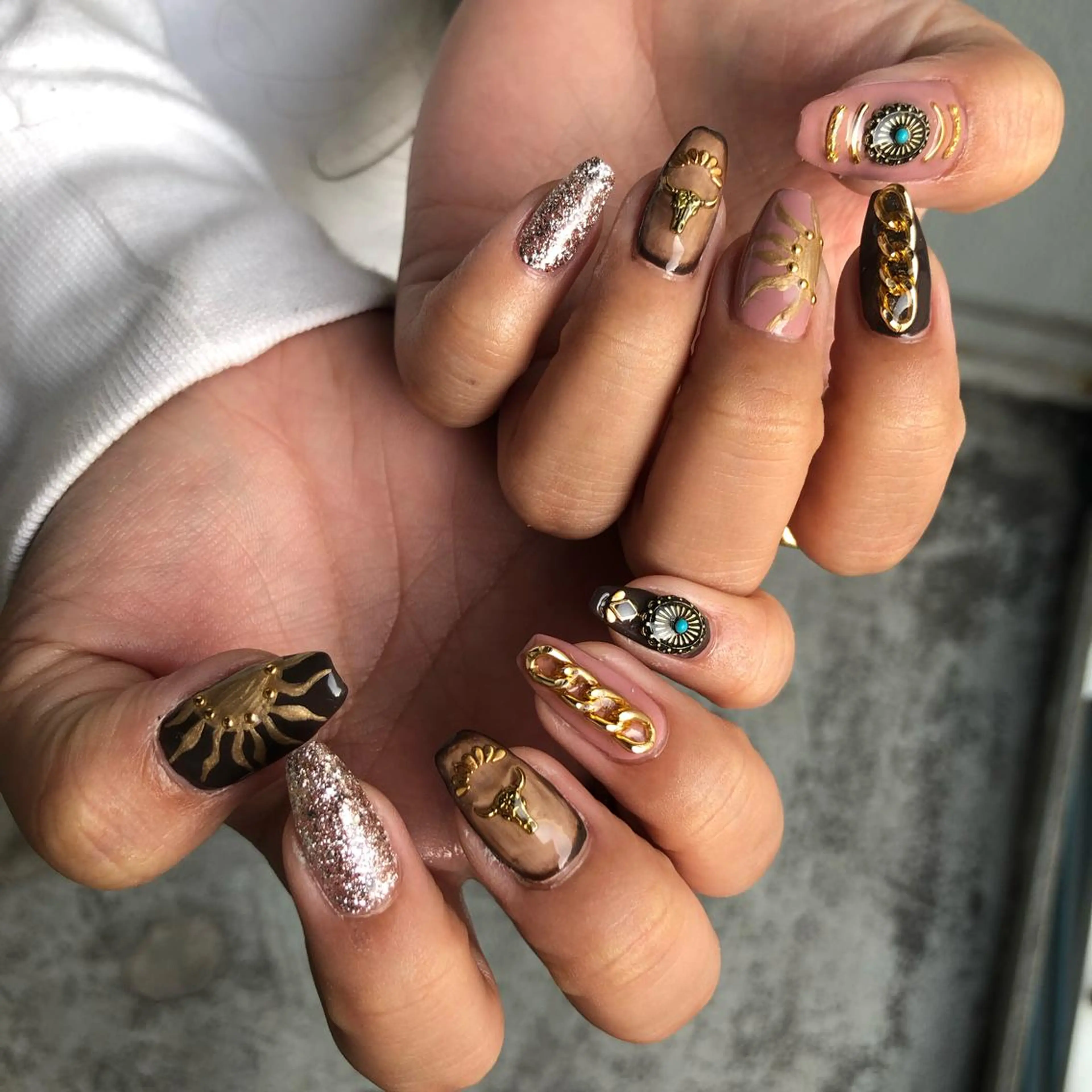 ネイル crestnail所属・小林 束紗のネイルデザイン